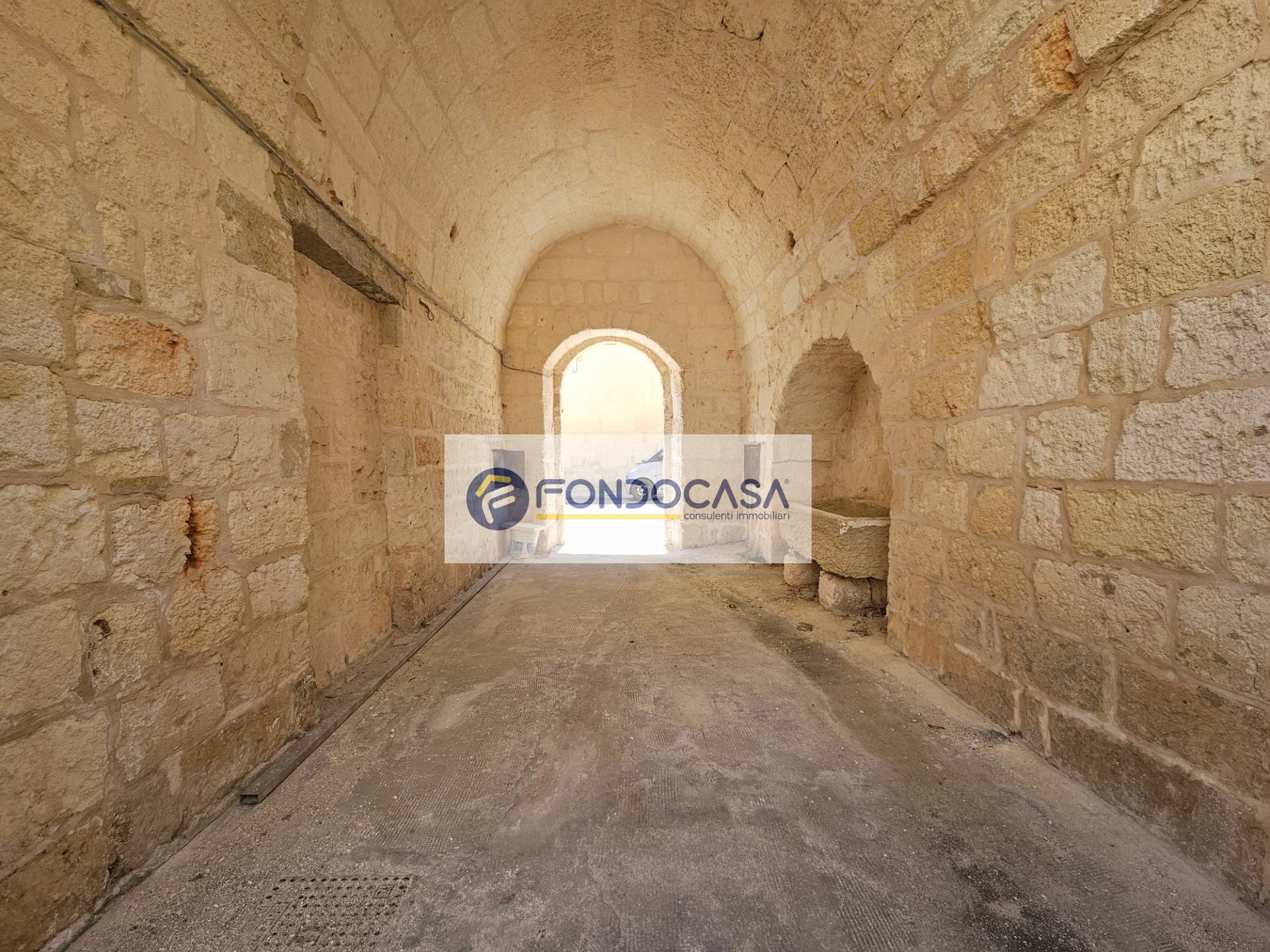 Casa semindipendente in vendita a Poggiardo