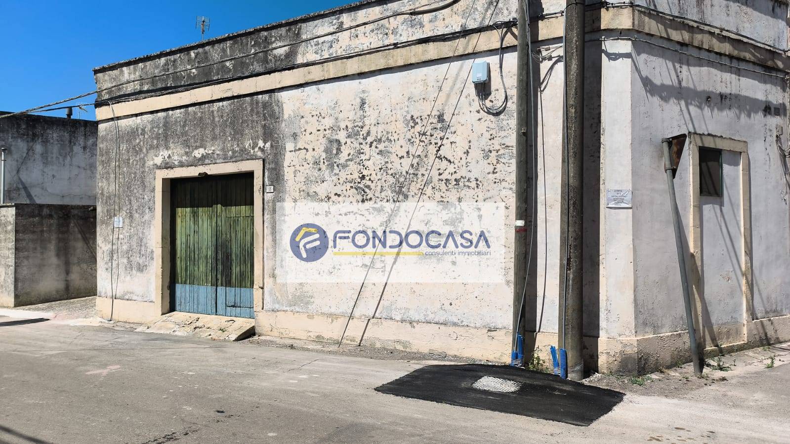 Abitazioni tipiche storiche in vendita a Giurdignano