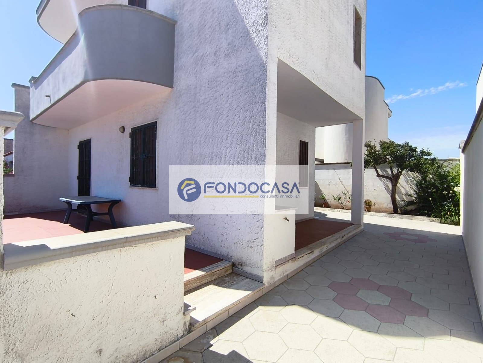 Villa in vendita a Lecce, Litorale