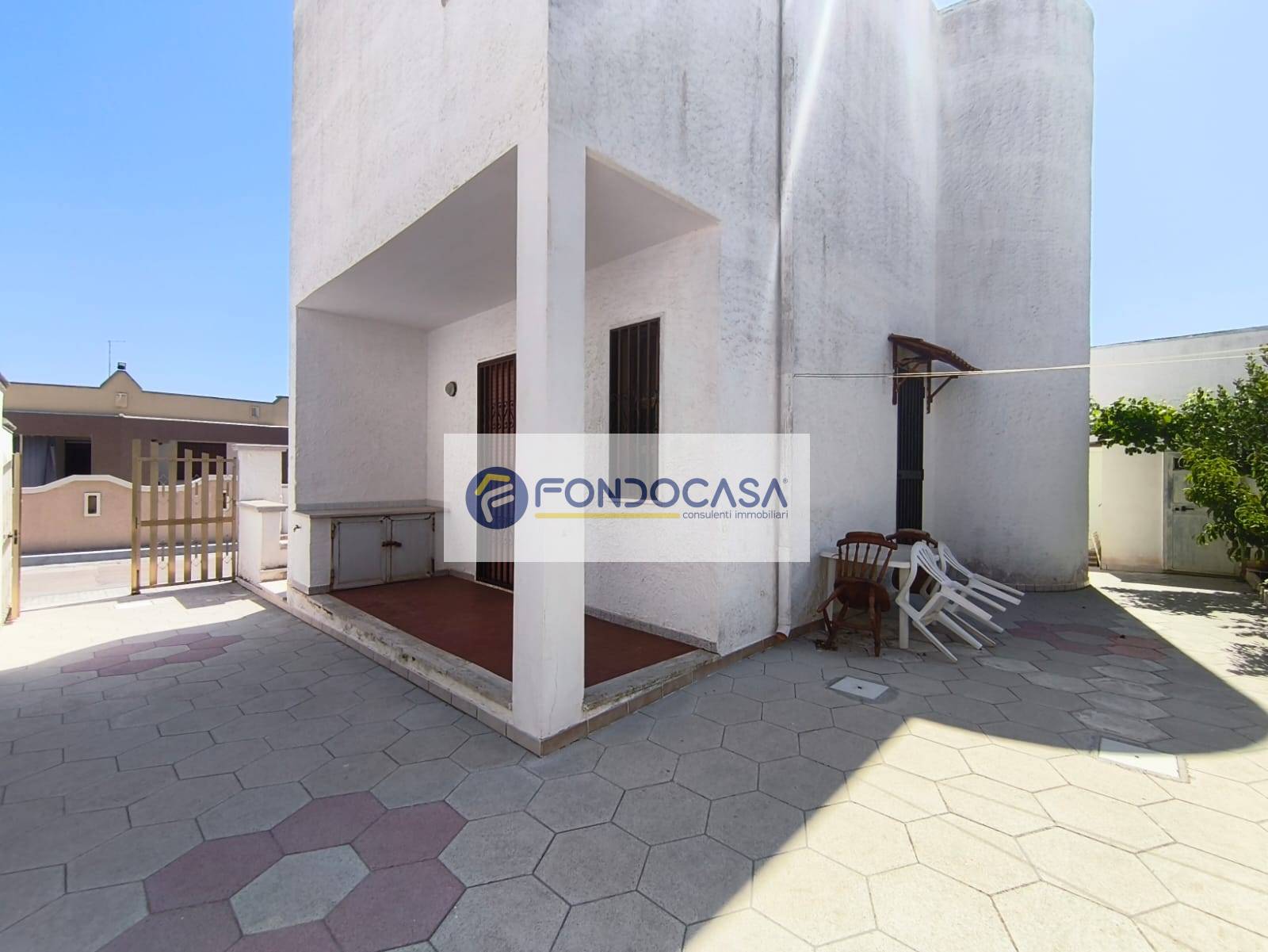 Villa in vendita a Lecce, Litorale