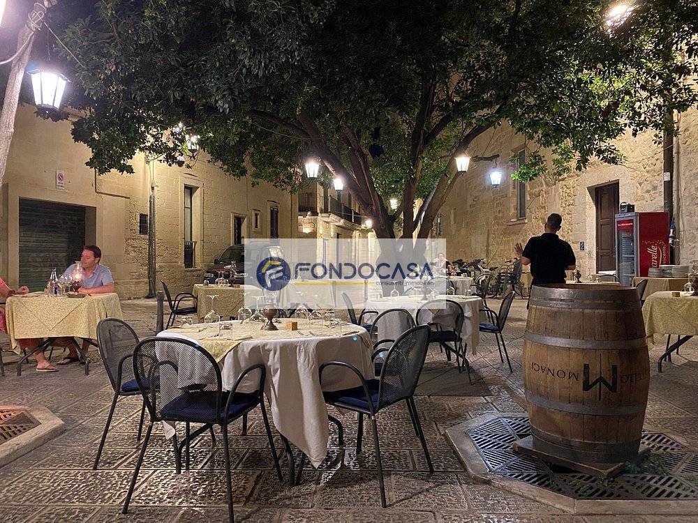 Ristorante pizzeria in vendita a Lecce, Centro storico