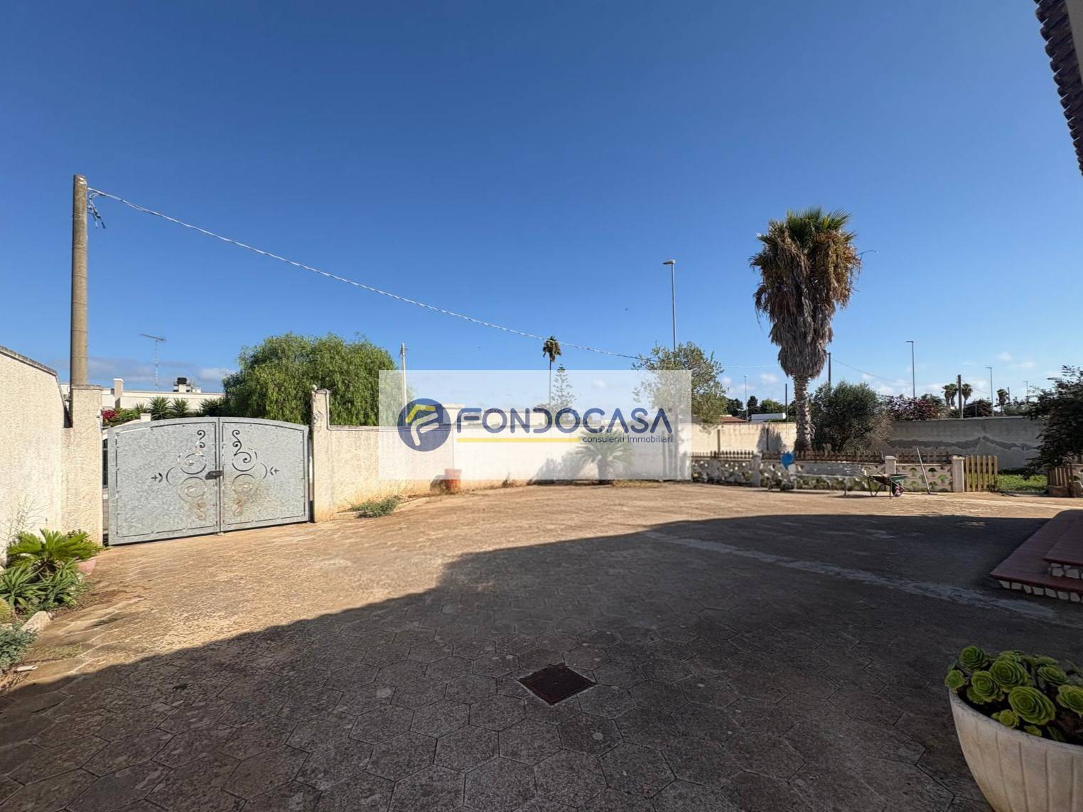 Villa in vendita a Lecce, Litorale
