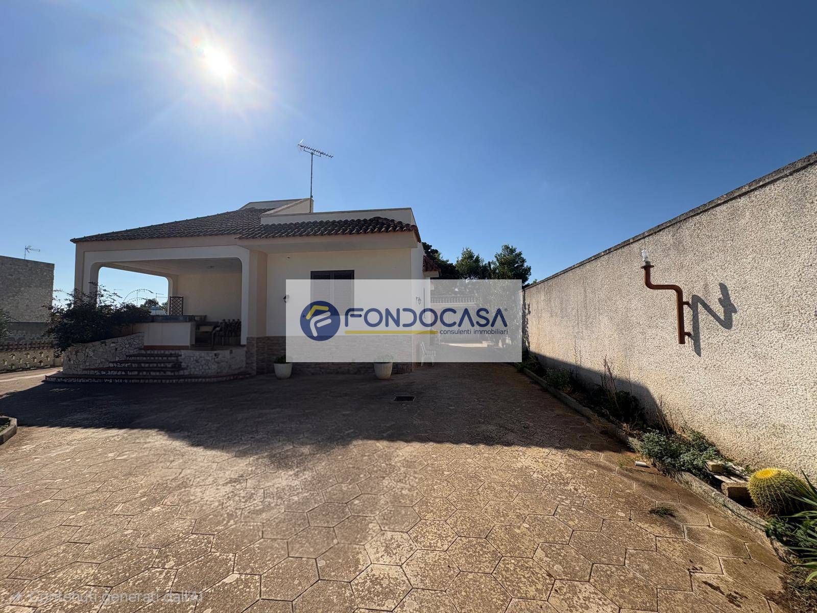 Villa in vendita a Lecce, Litorale