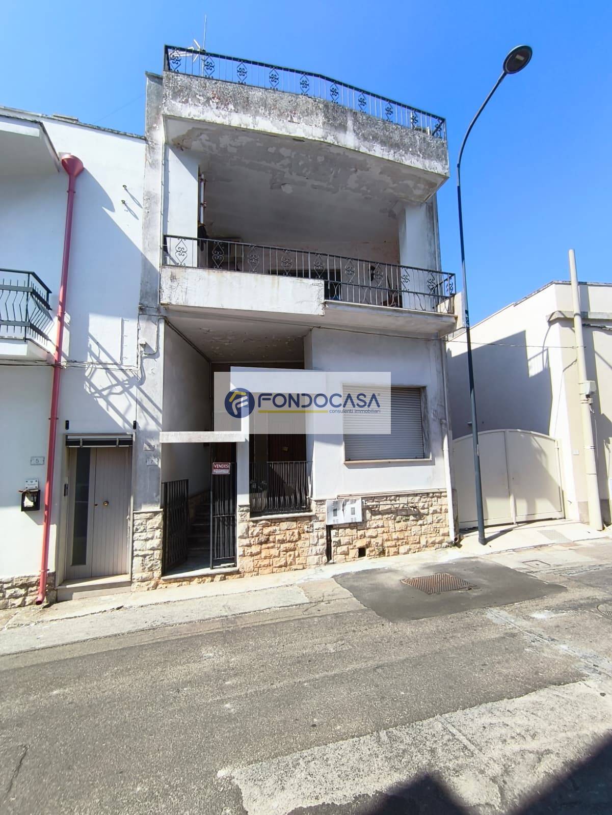 Casa semindipendente in vendita a Poggiardo