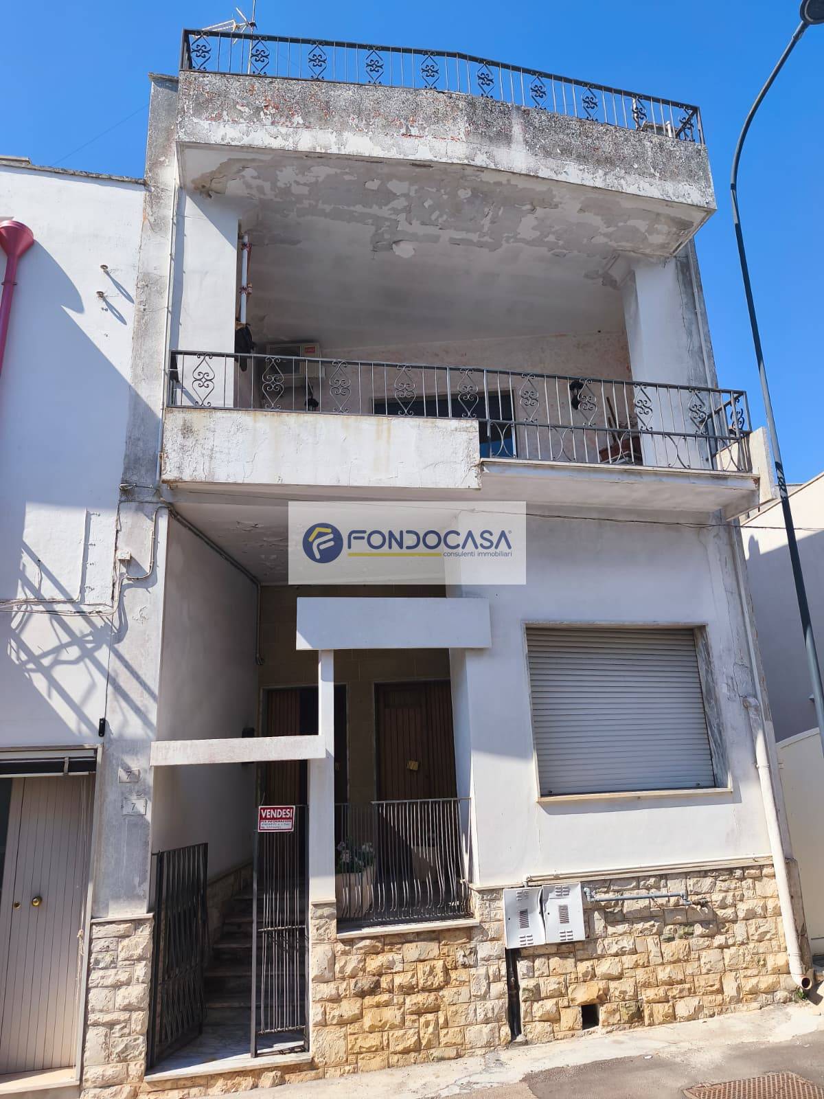 Casa semindipendente in vendita a Poggiardo