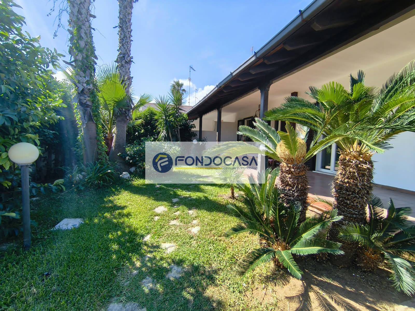Casa indipendente in vendita a Melendugno, Torre dell'Orso