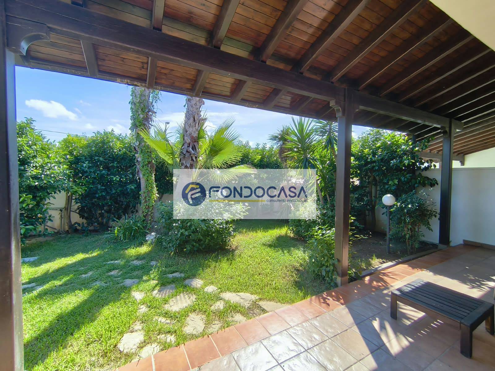 Casa indipendente in vendita a Melendugno, Torre dell'Orso