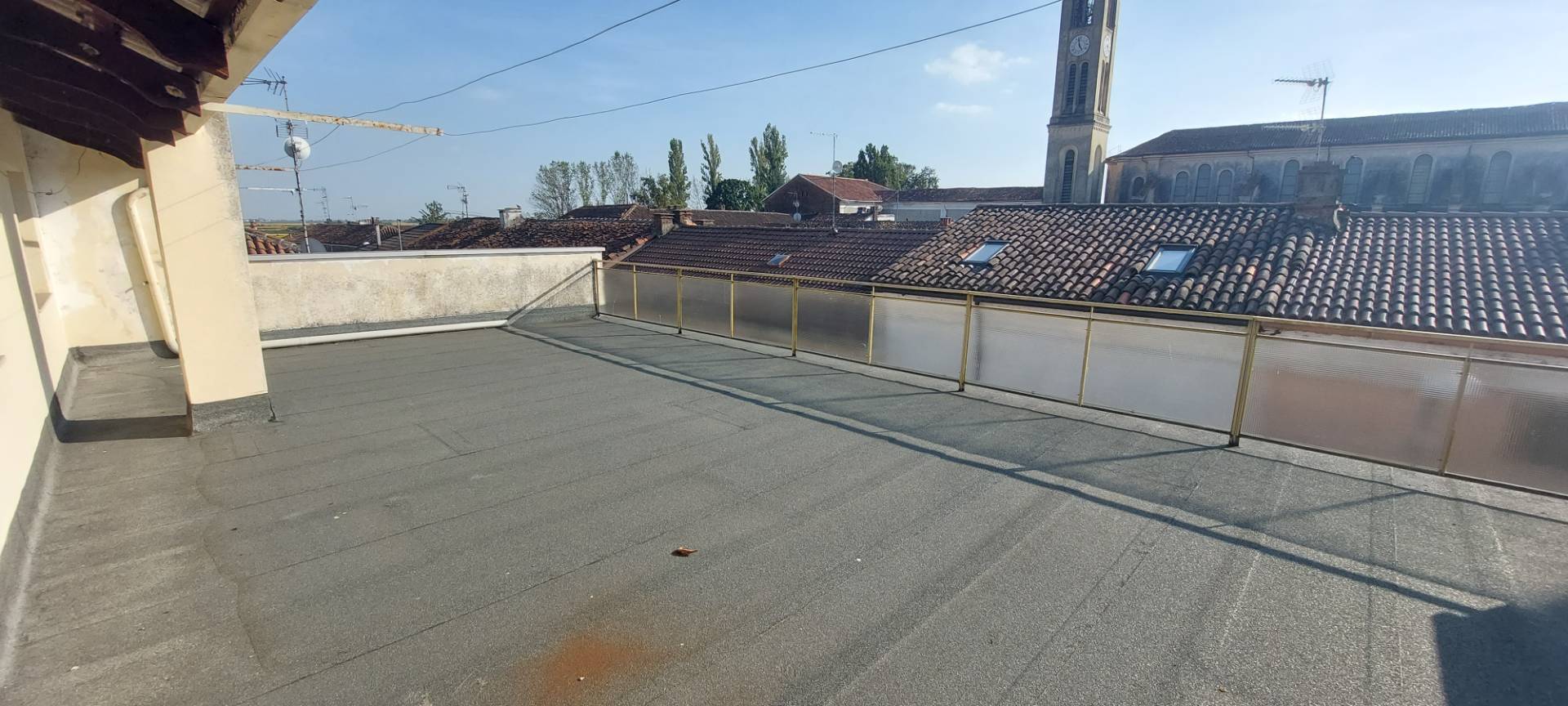CASA SINGOLA in vendita a Desana