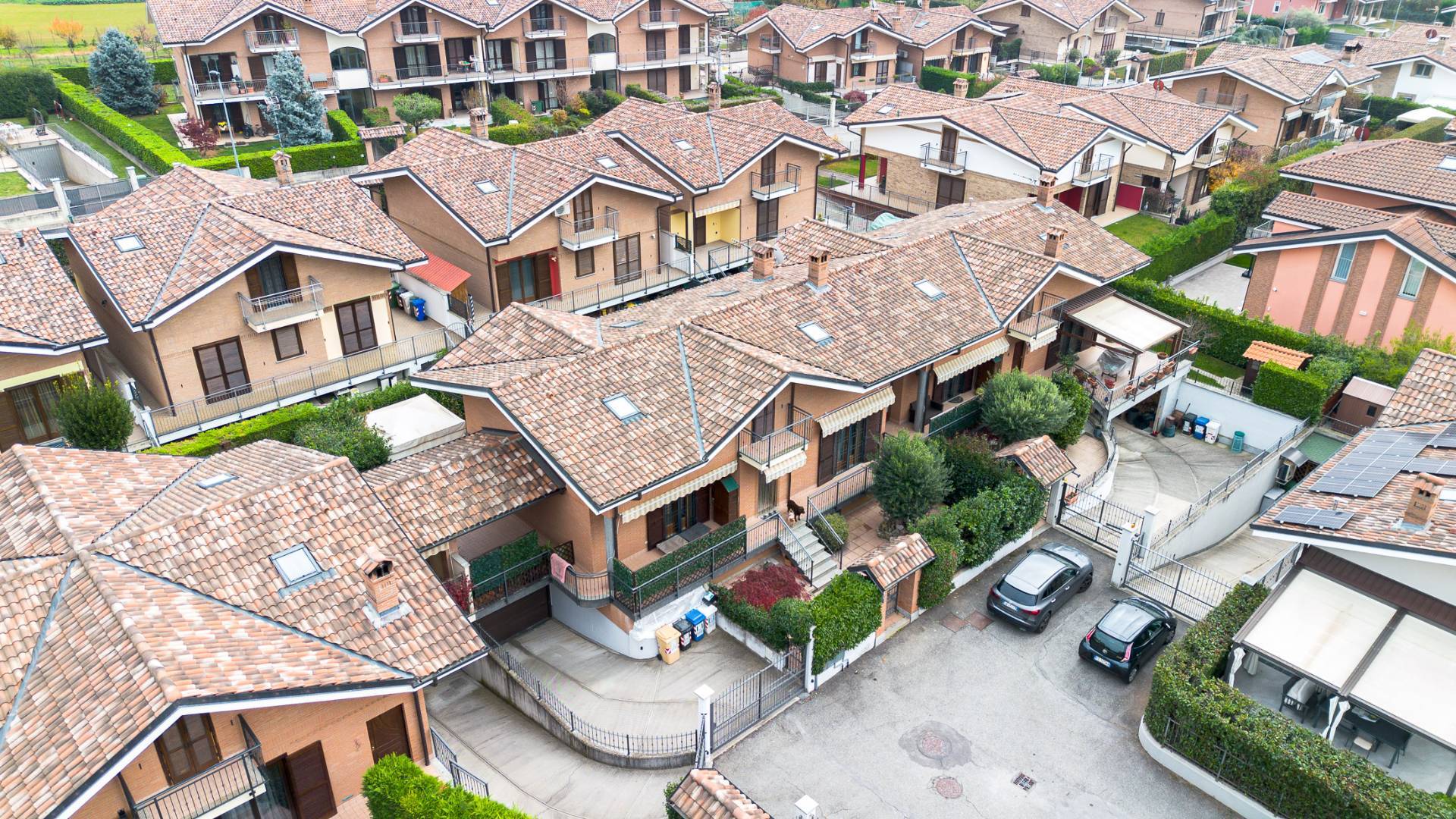 VILLA in vendita a Rivalta di Torino