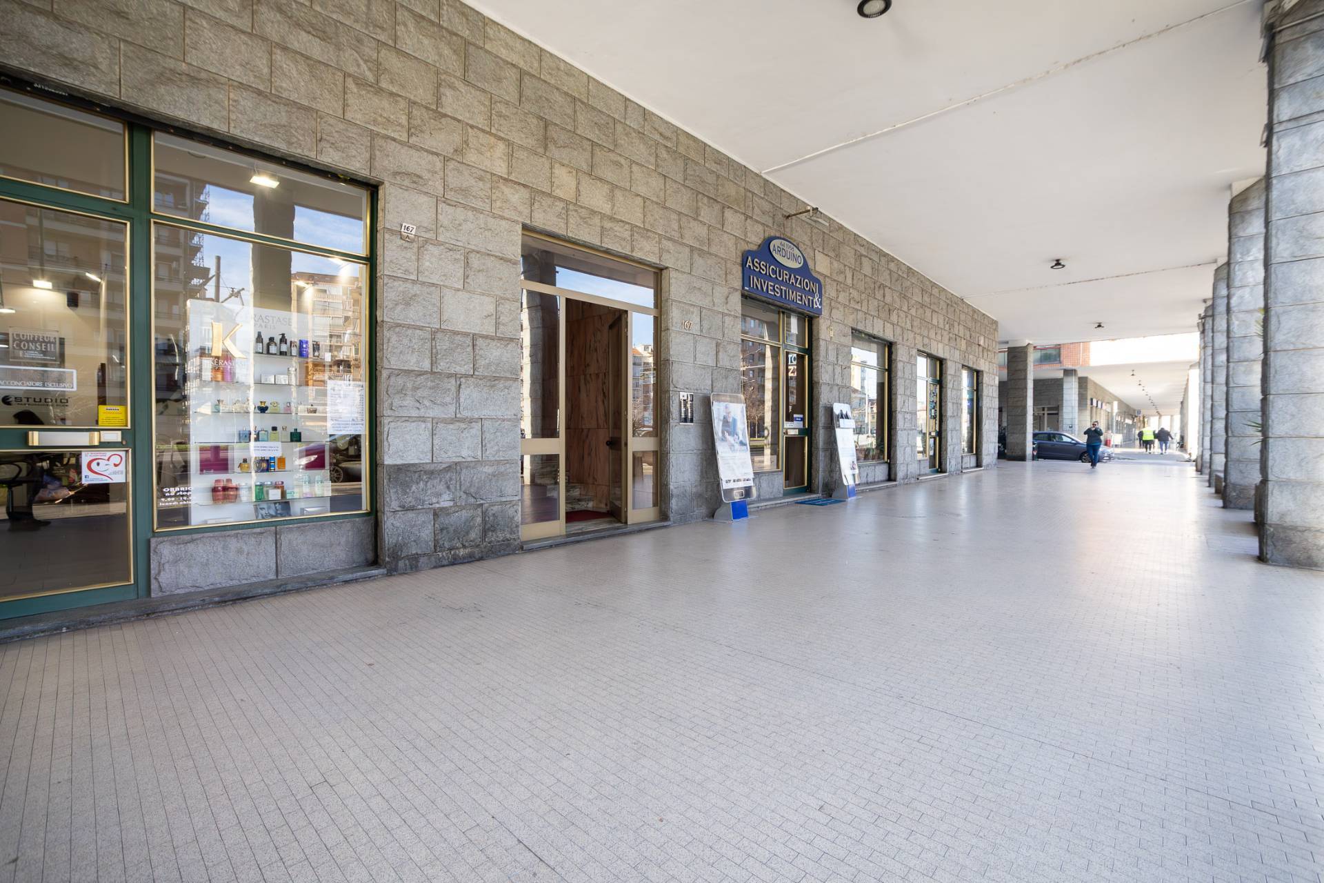 APPARTAMENTO in vendita a Torino