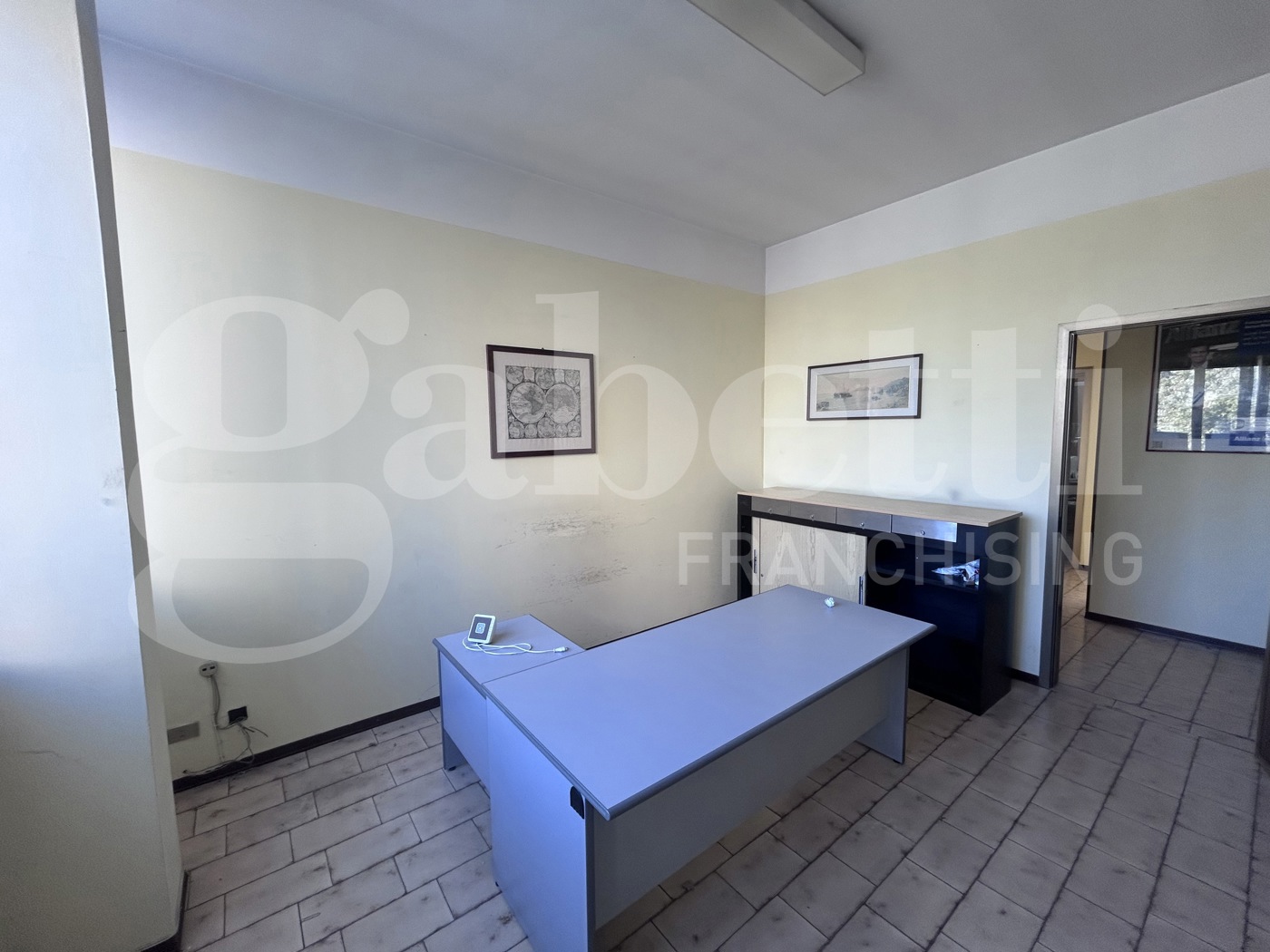 Ufficio da ristrutturare a Modena