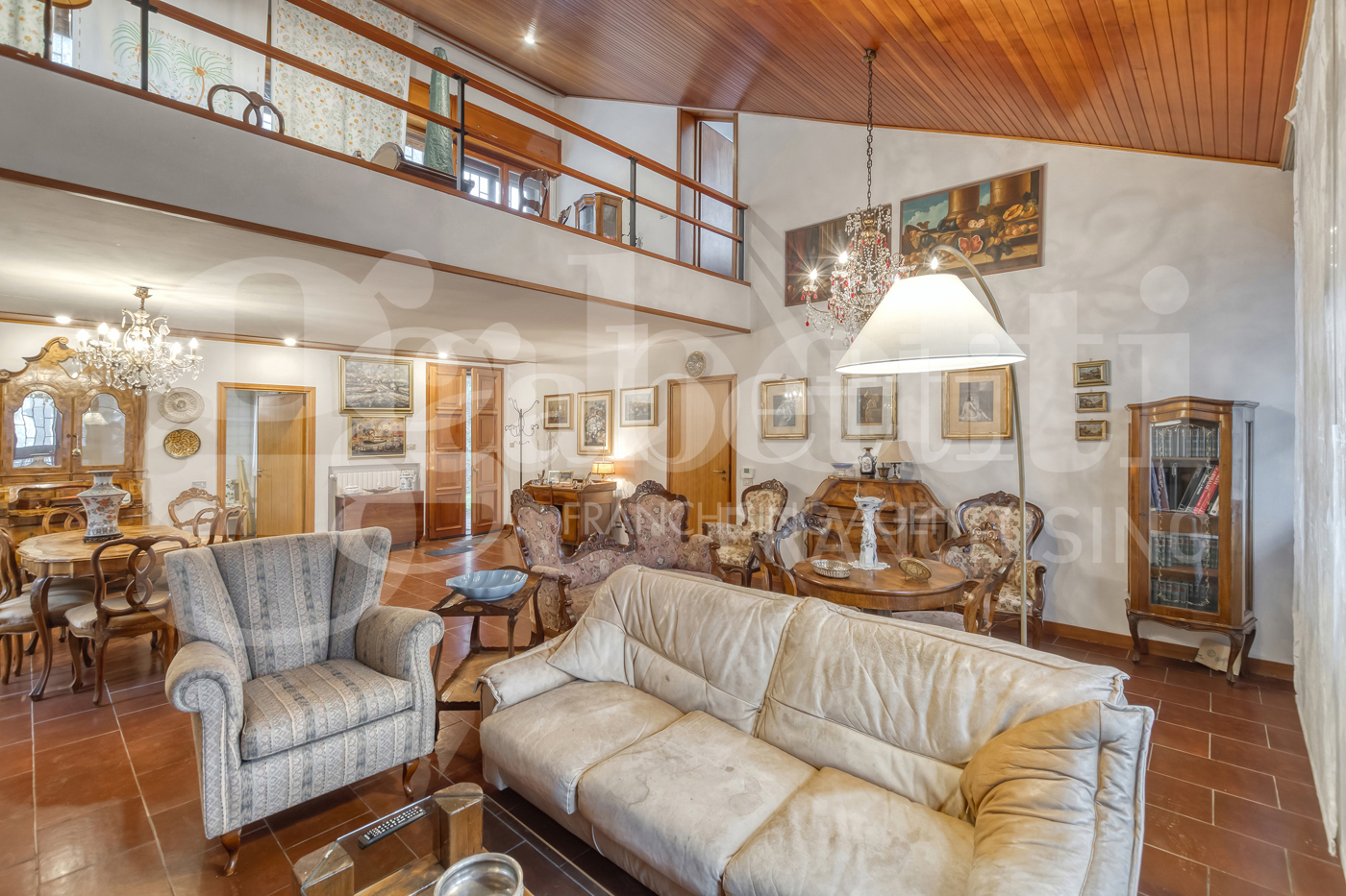 Villa Bifamiliare da ristrutturare a Pianoro