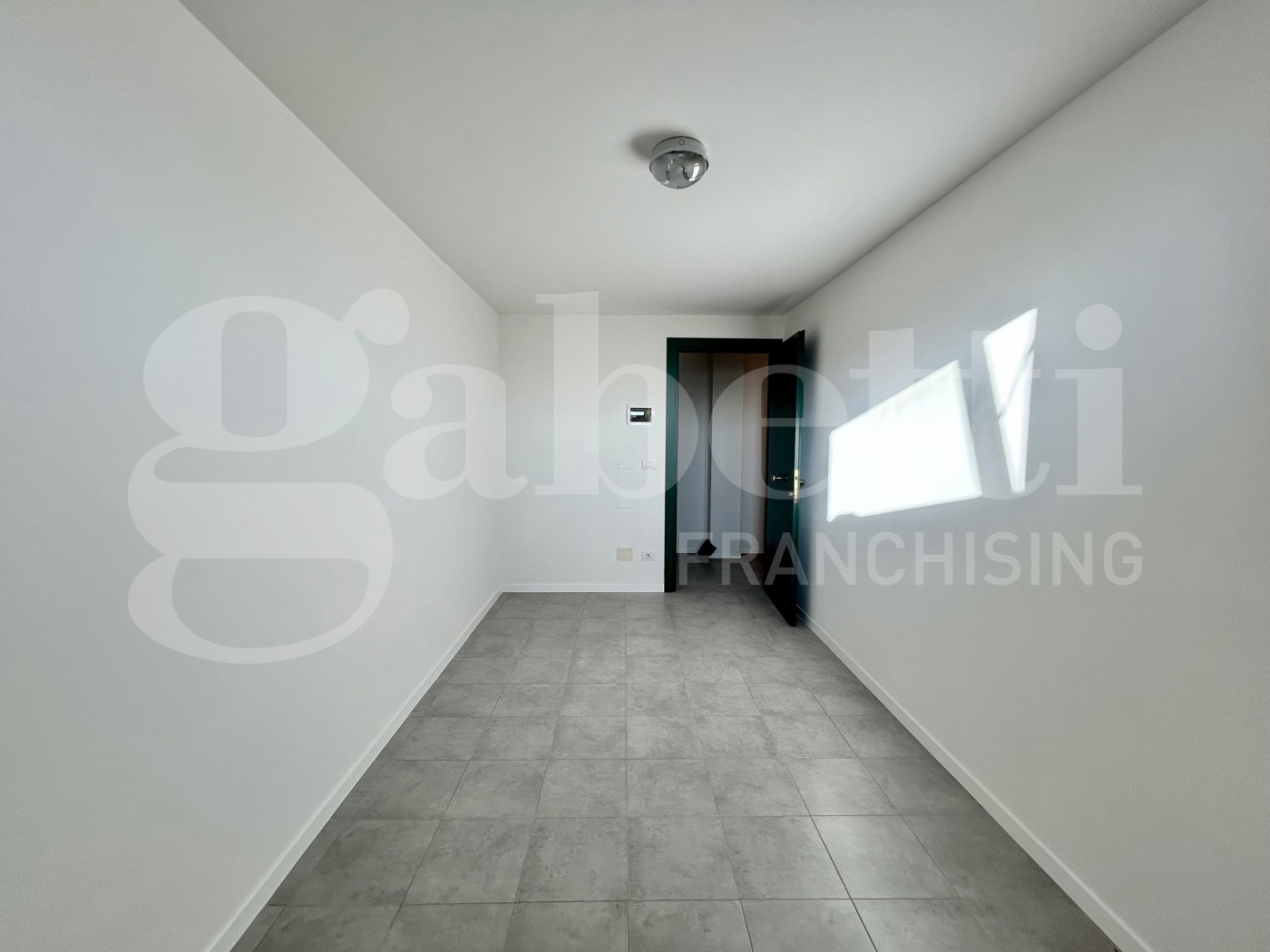 Magazzino in vendita a San Lazzaro di Savena