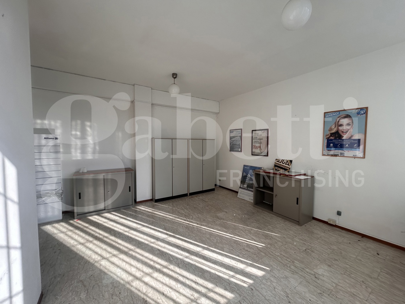 Ufficio da ristrutturare a Modena