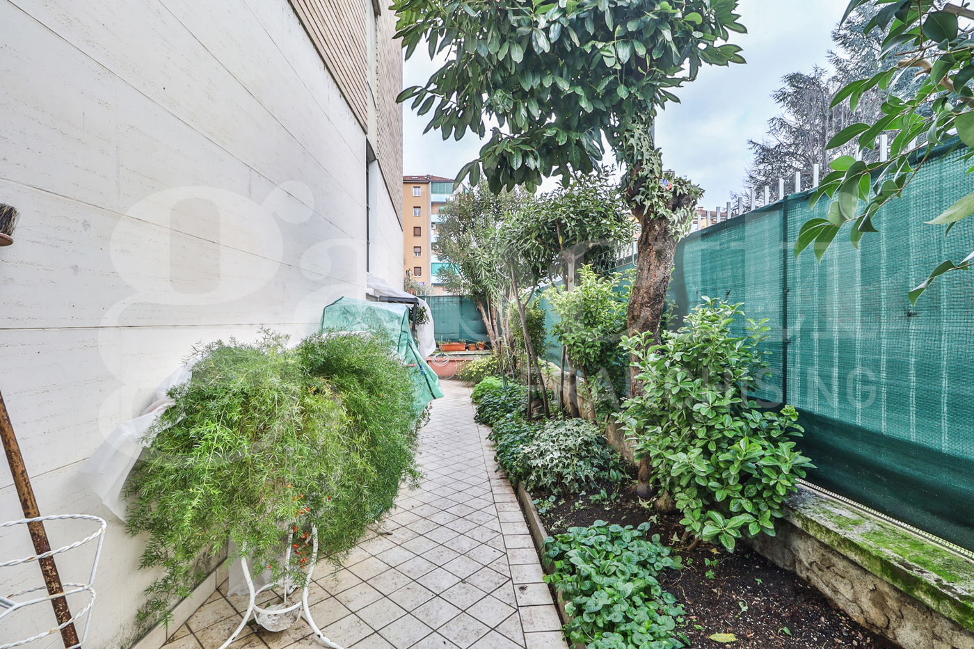 Trilocale con giardino a Bologna