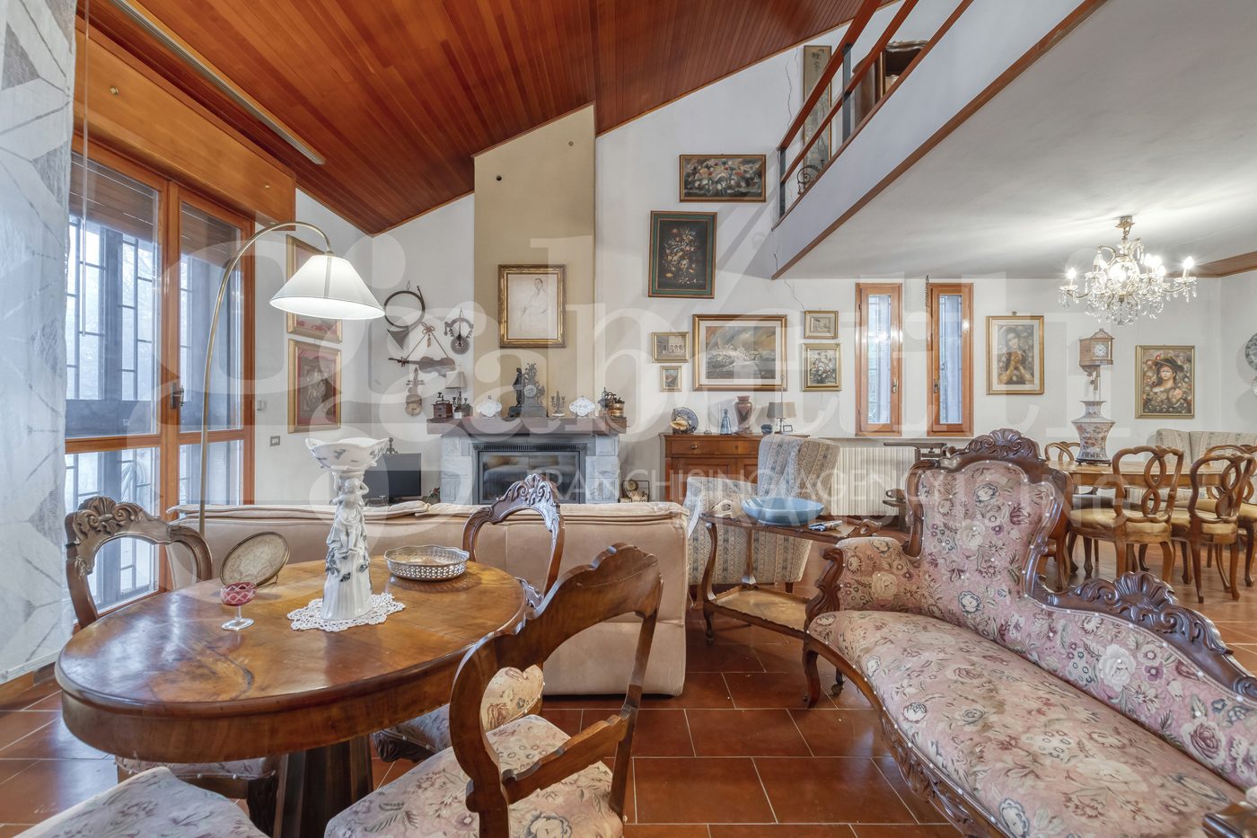 Villa Bifamiliare da ristrutturare a Pianoro