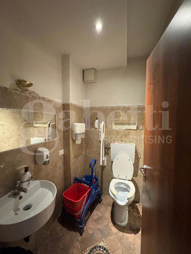 Negozio in vendita a San Lazzaro di Savena