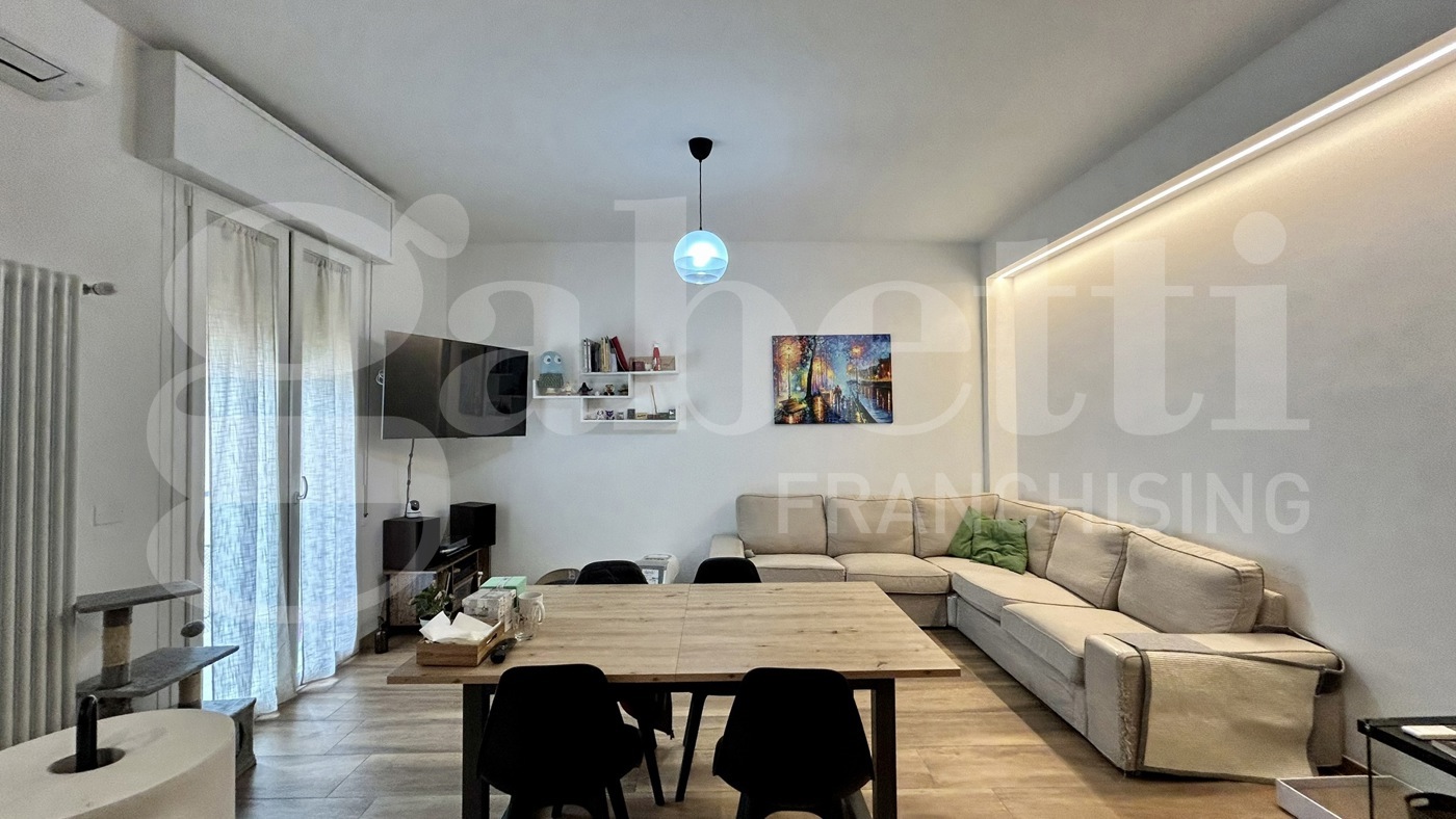 Trilocale ristrutturato a Bologna