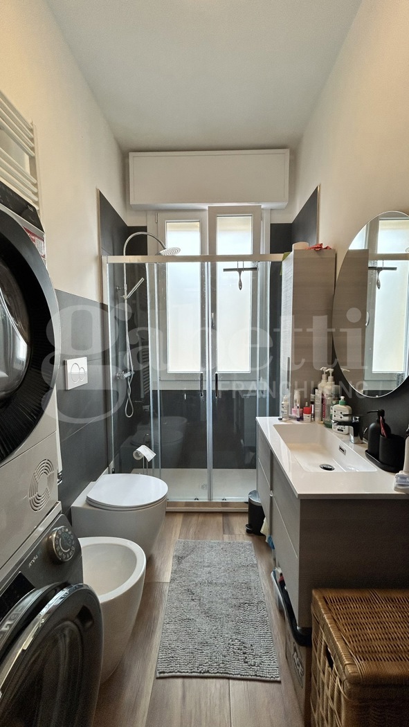 Trilocale ristrutturato a Bologna