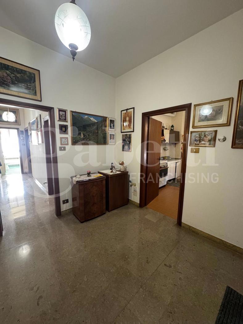 Quadrilocale da ristrutturare a Bologna