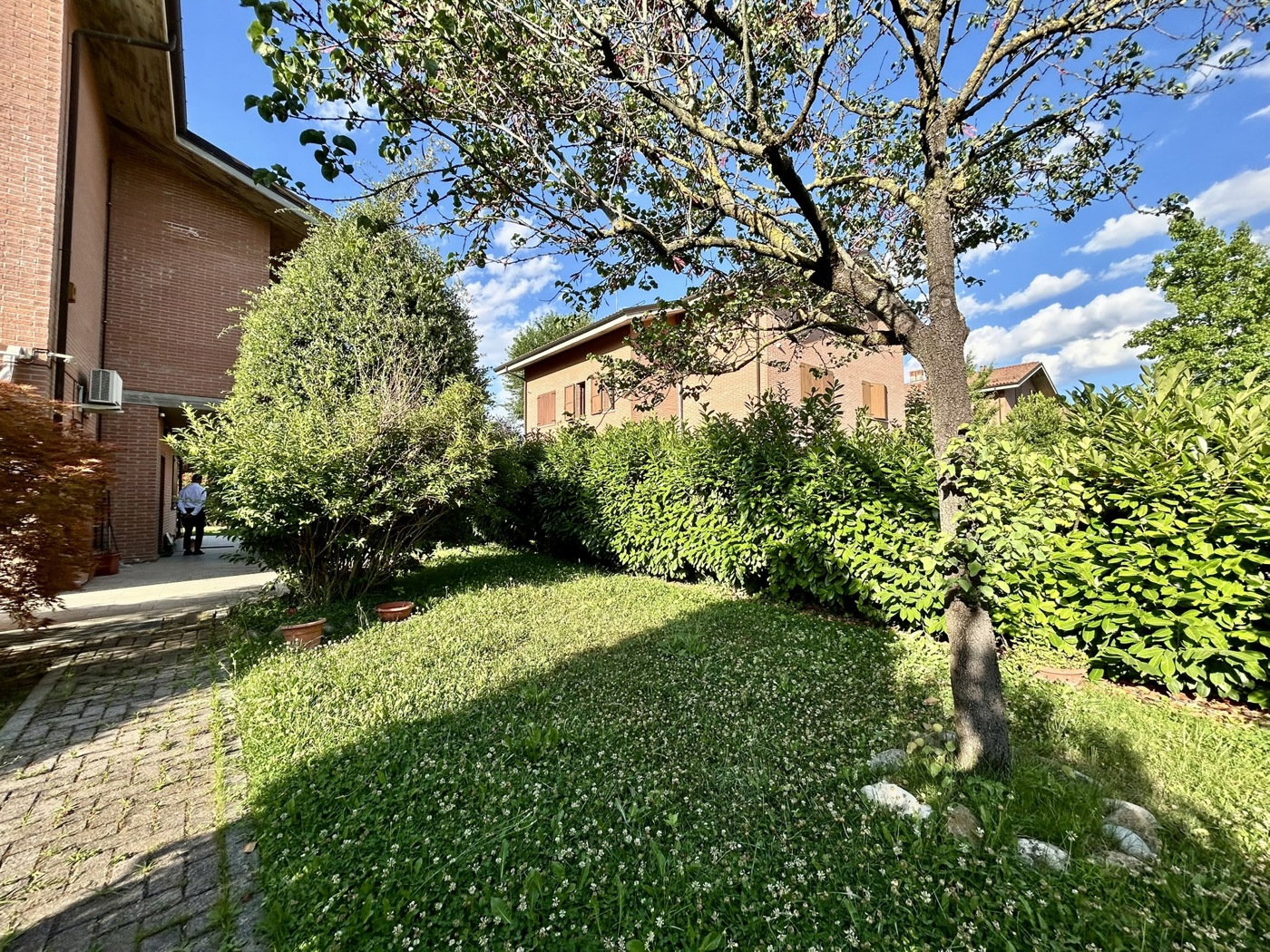 Villa Bifamiliare con giardino a San Lazzaro di Savena