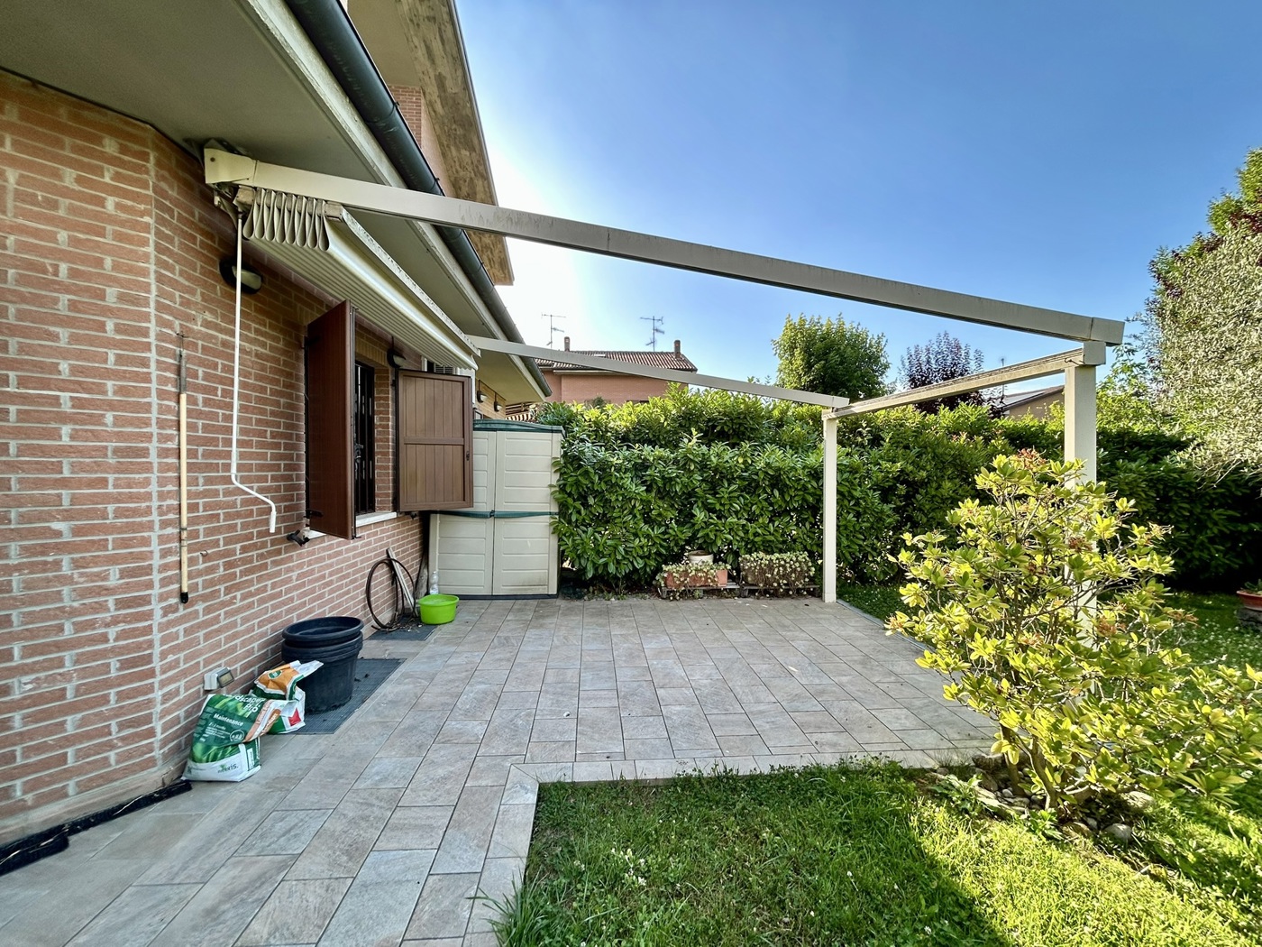 Villa Bifamiliare con giardino a San Lazzaro di Savena