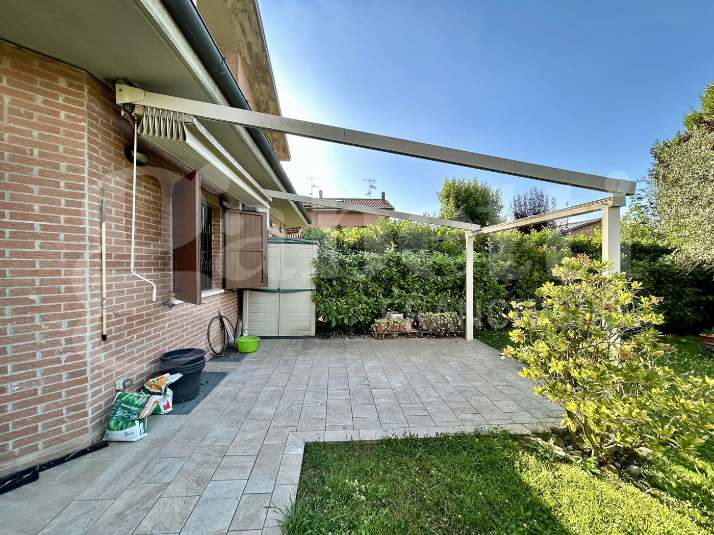 Villa Bifamiliare con giardino a San Lazzaro di Savena