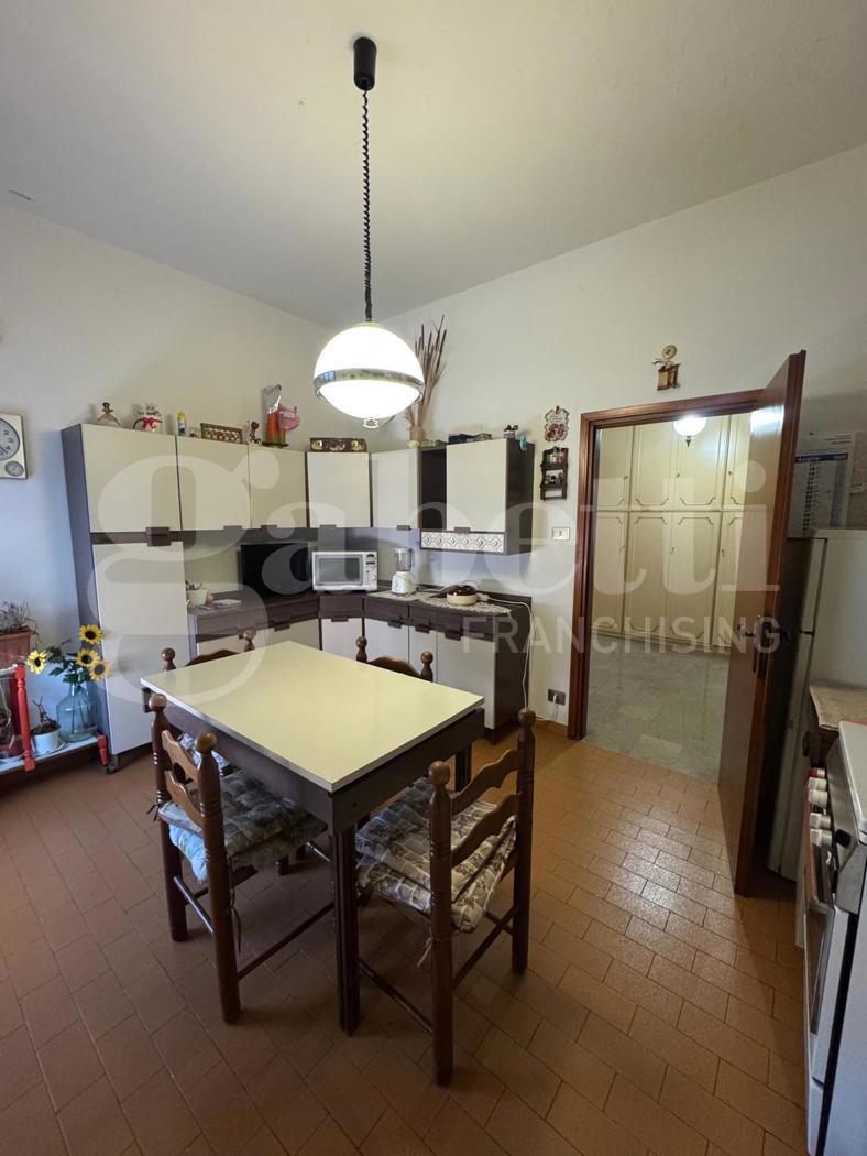 Quadrilocale da ristrutturare a Bologna