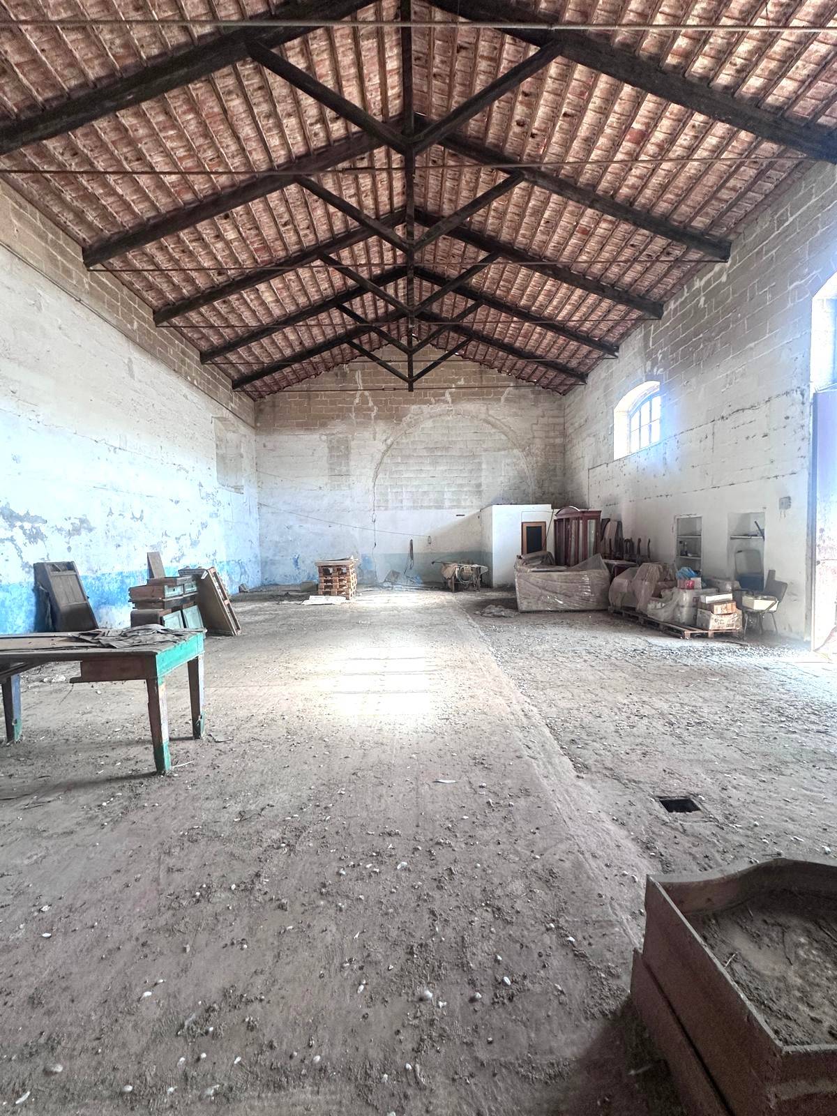 Edificio commerciale o terziario in vendita a Sannicola