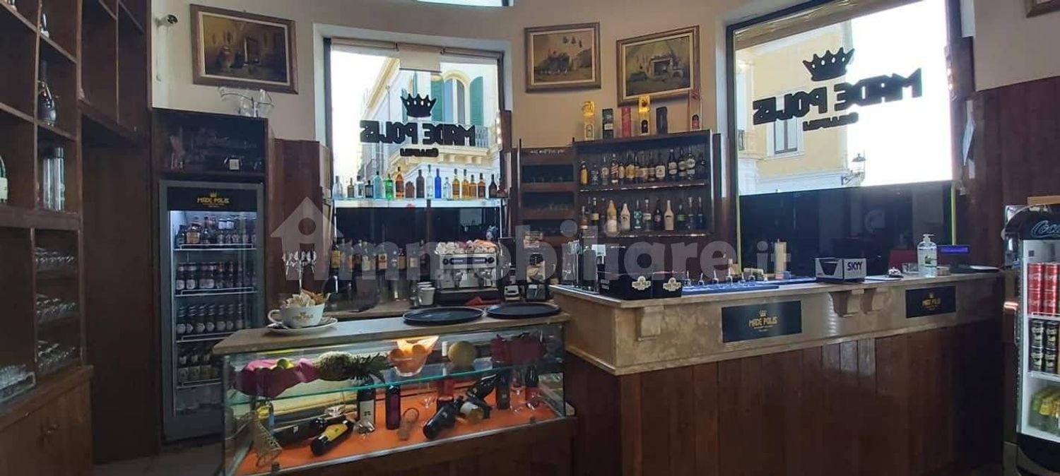 Locale commerciale in vendita a Gallipoli