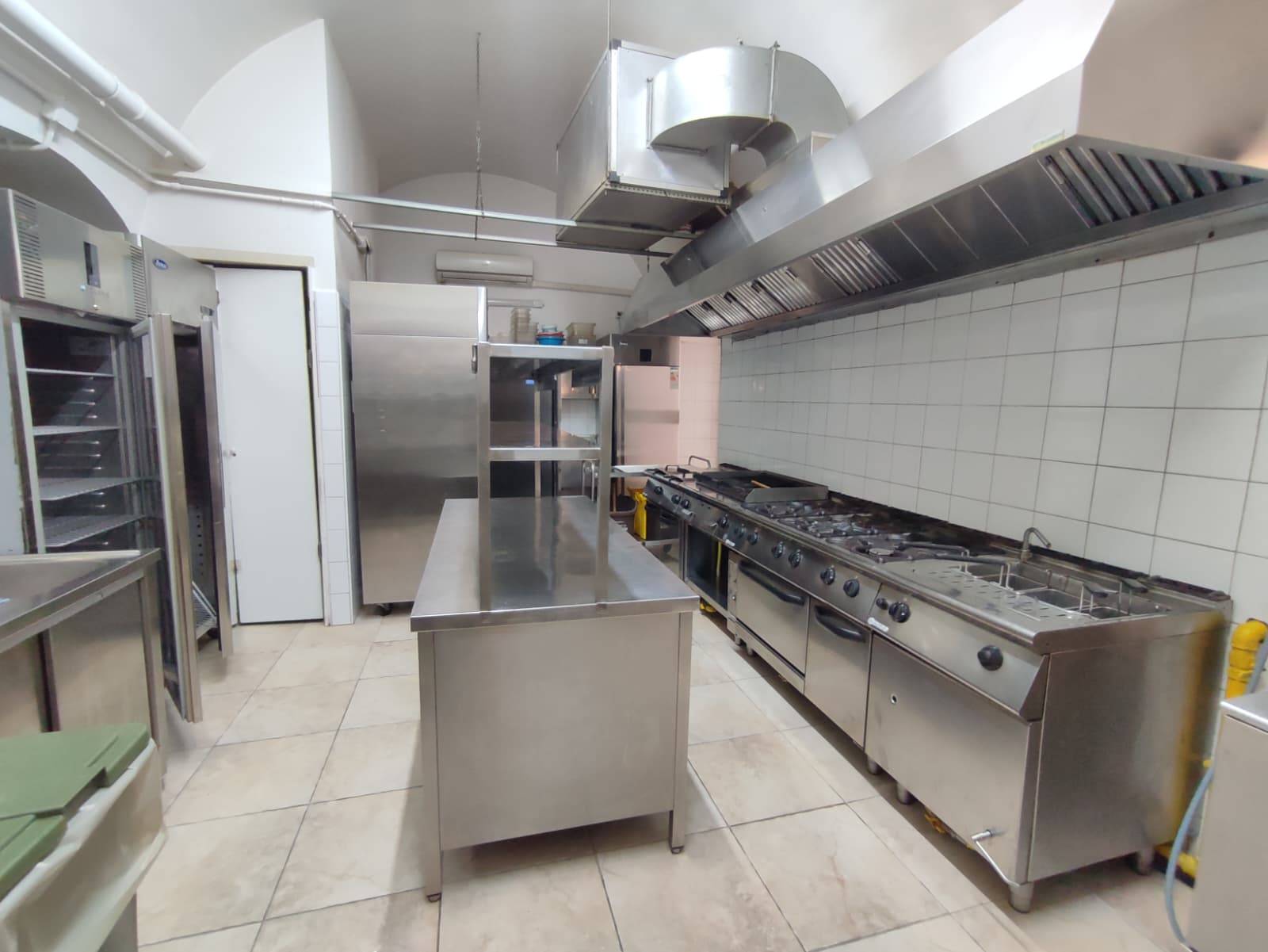 Attivit commerciale in vendita a Gallipoli, centro storico