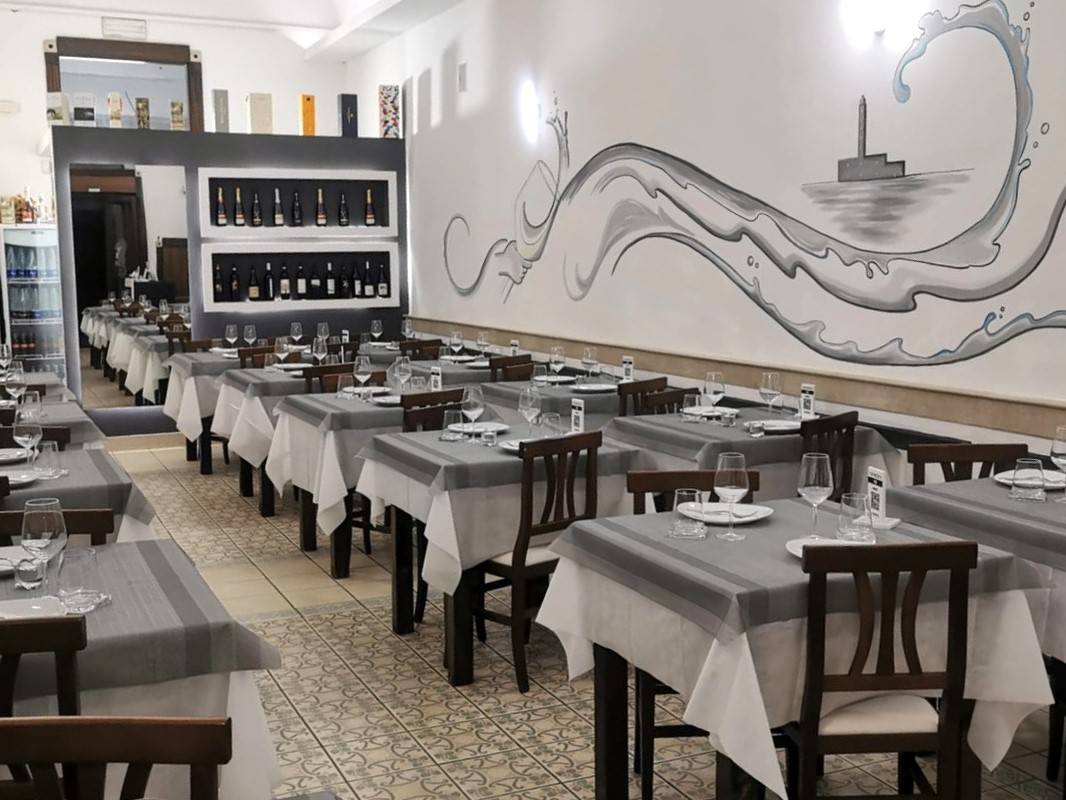 Attivit commerciale in vendita a Gallipoli, Corso Roma