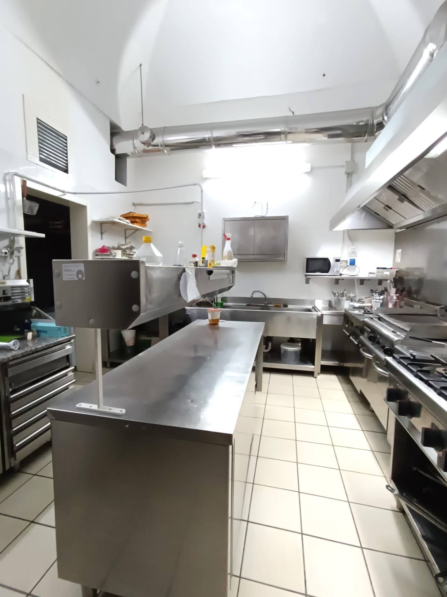 Attivit commerciale in vendita a Gallipoli, Corso Roma