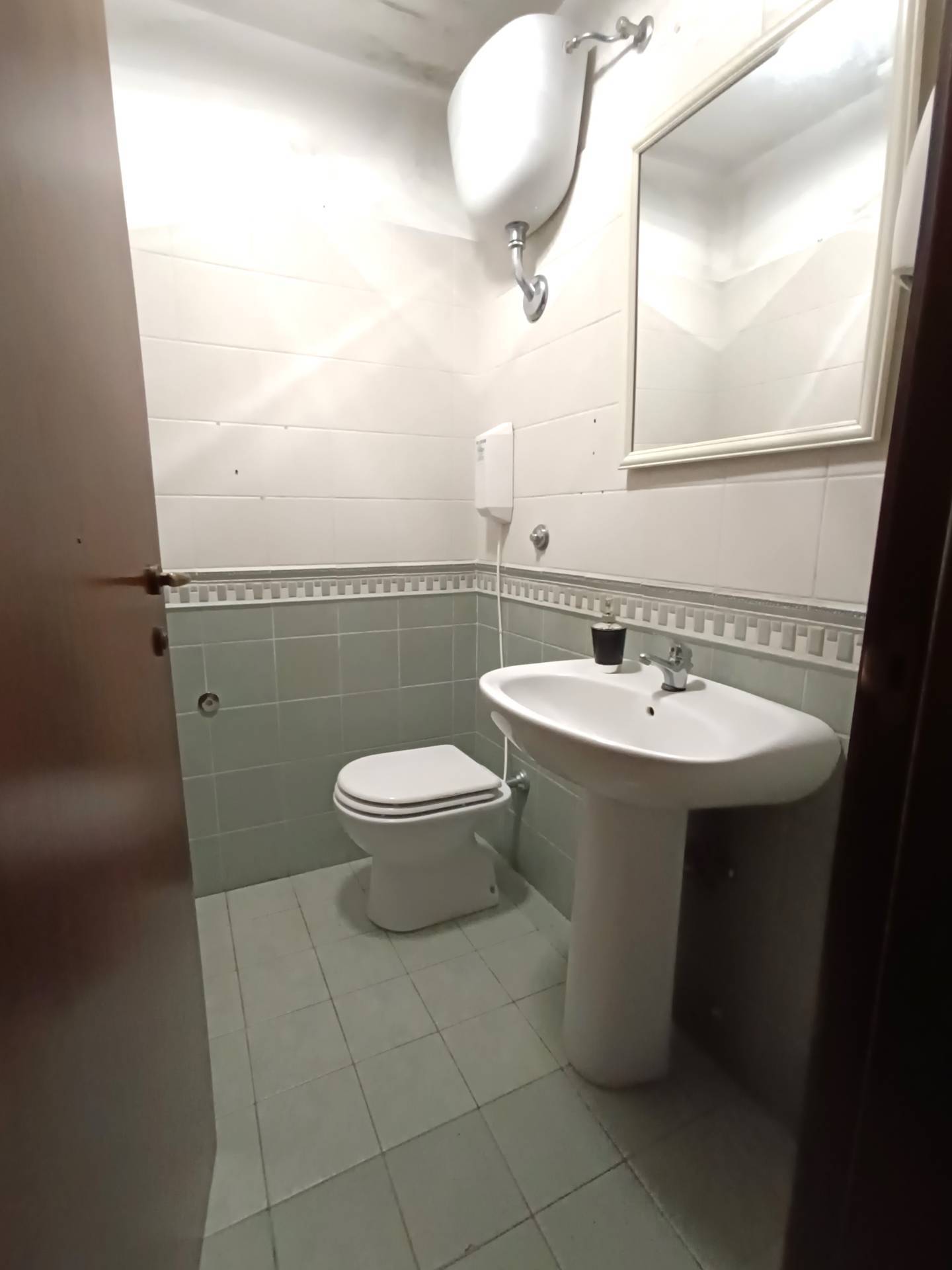 Attivit commerciale in vendita a Gallipoli, Corso Roma