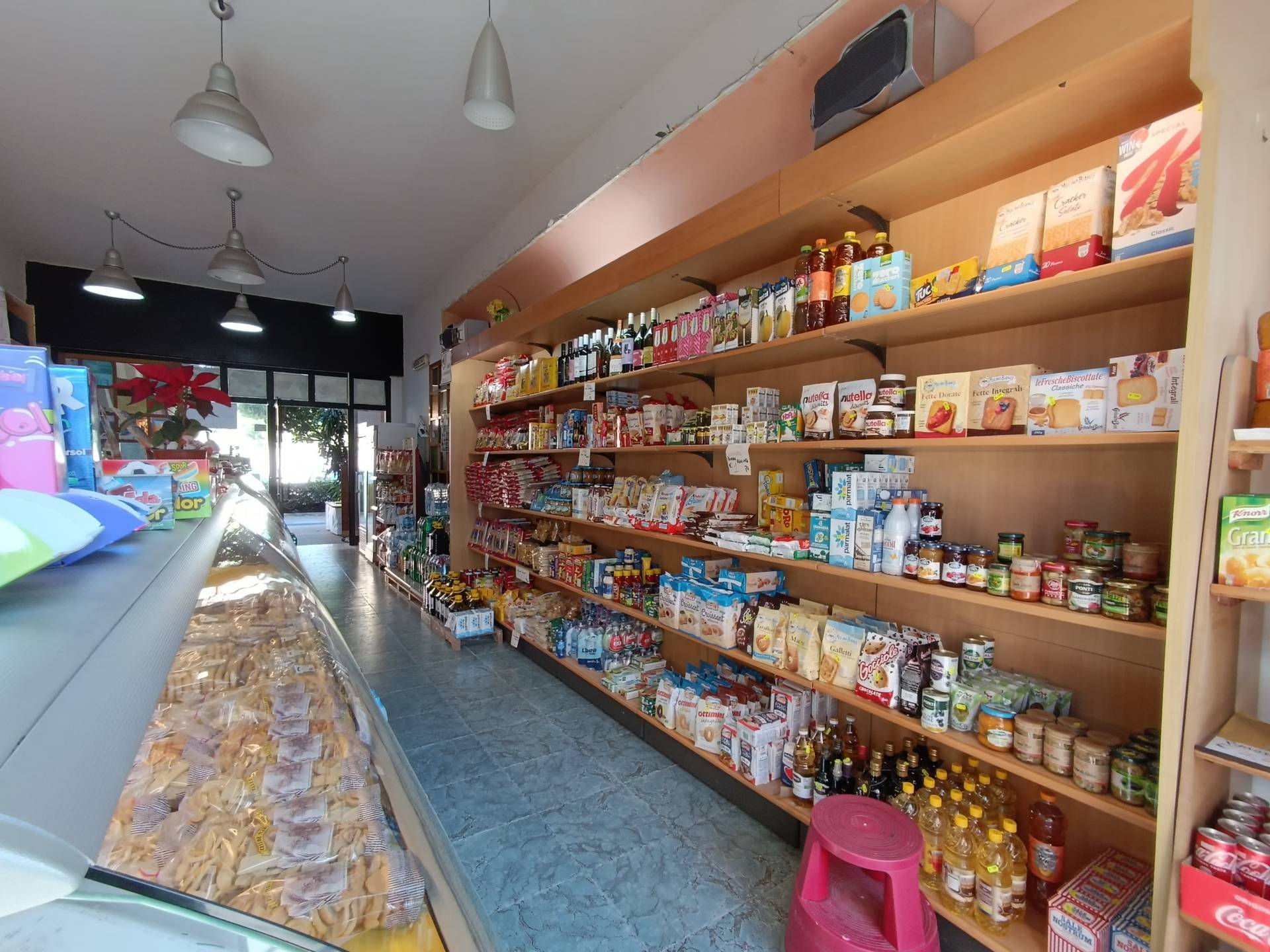 Locale commerciale in vendita a Gallipoli, Corso Italia