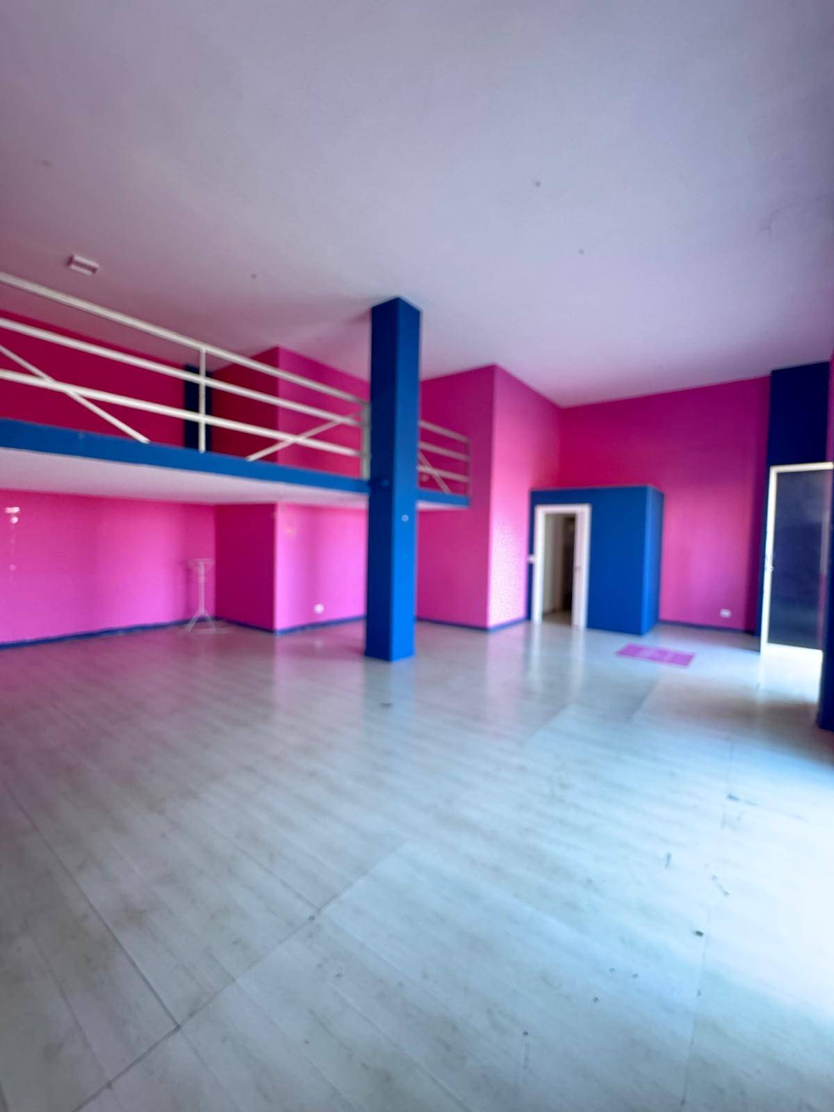 Locale commerciale in vendita a Gallipoli, Popolare sud