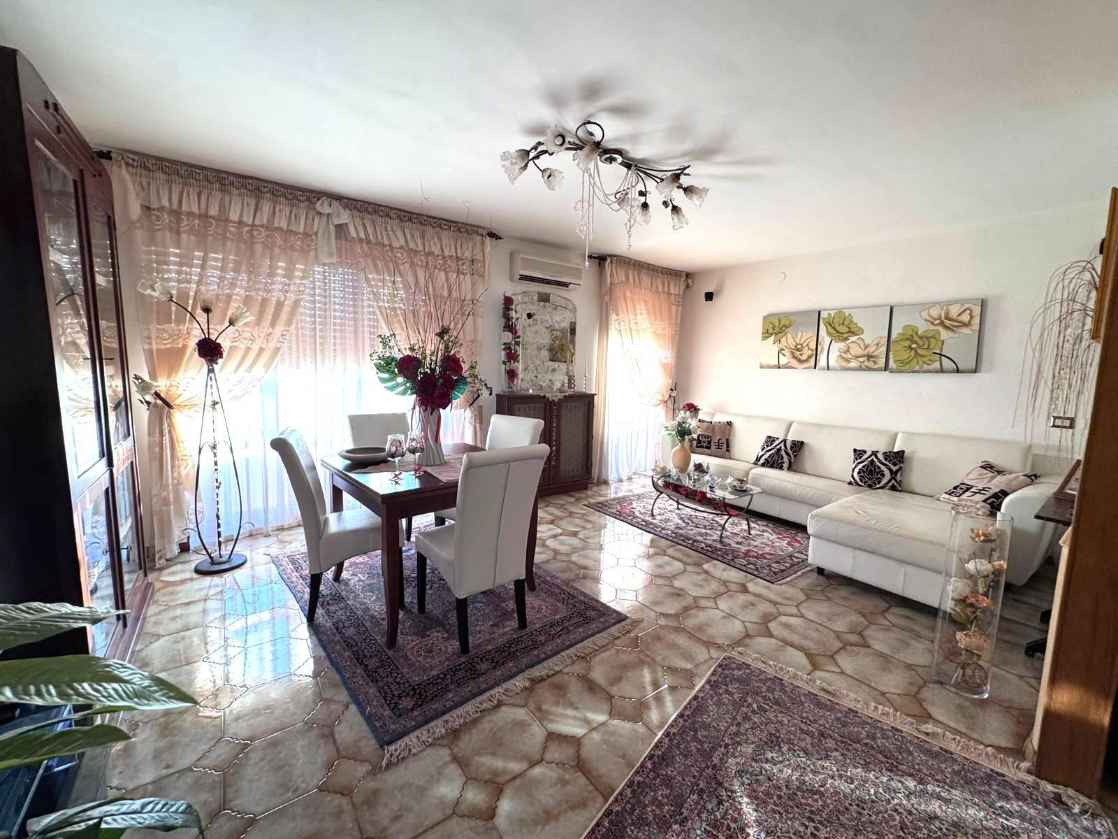 Appartamento in vendita a Galatina, Zona 167