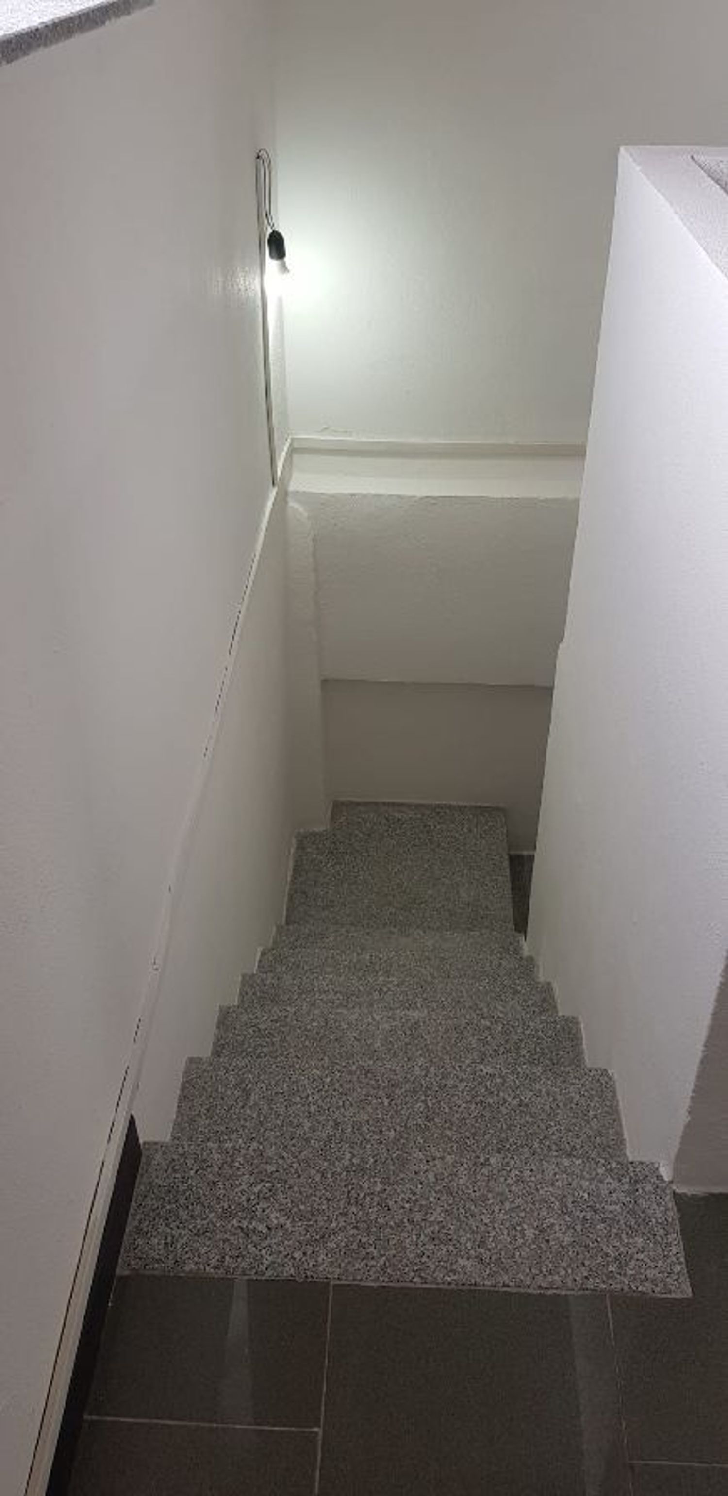 Locale commerciale in vendita a Carbonia