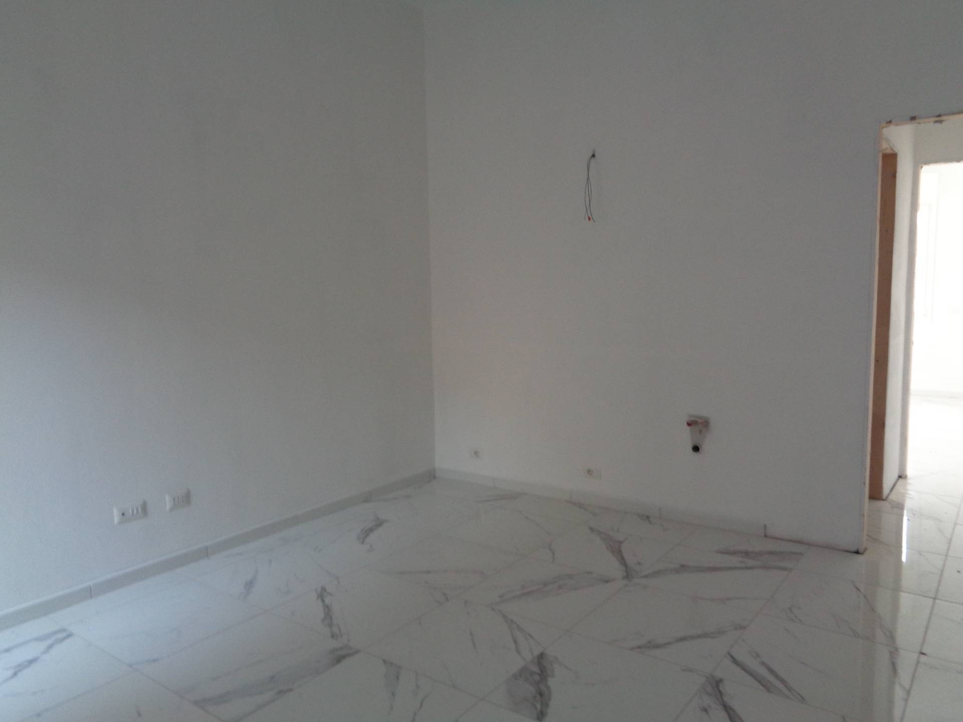 Attivit commerciale in affitto a Carbonia