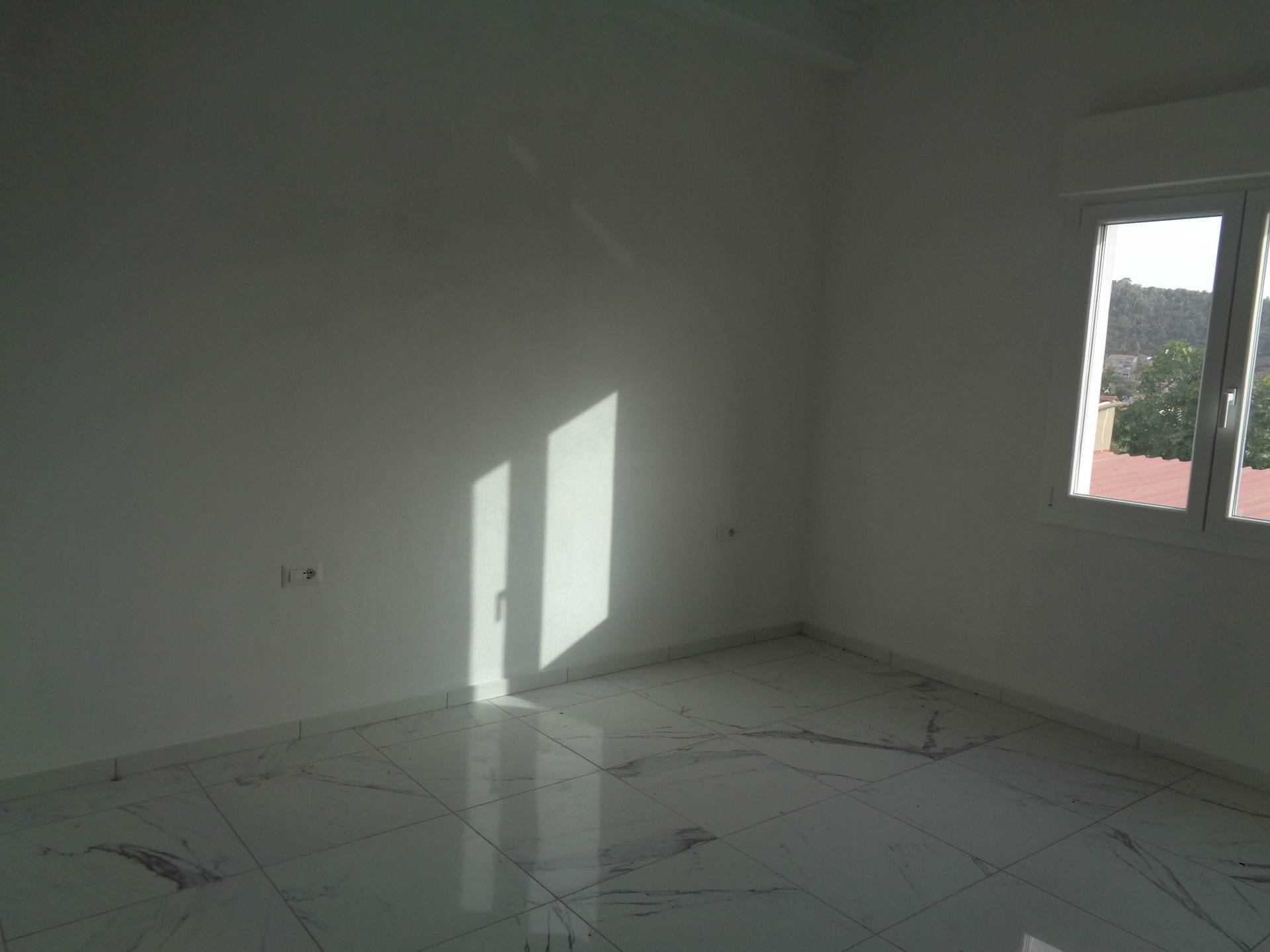 Attivit commerciale in affitto a Carbonia