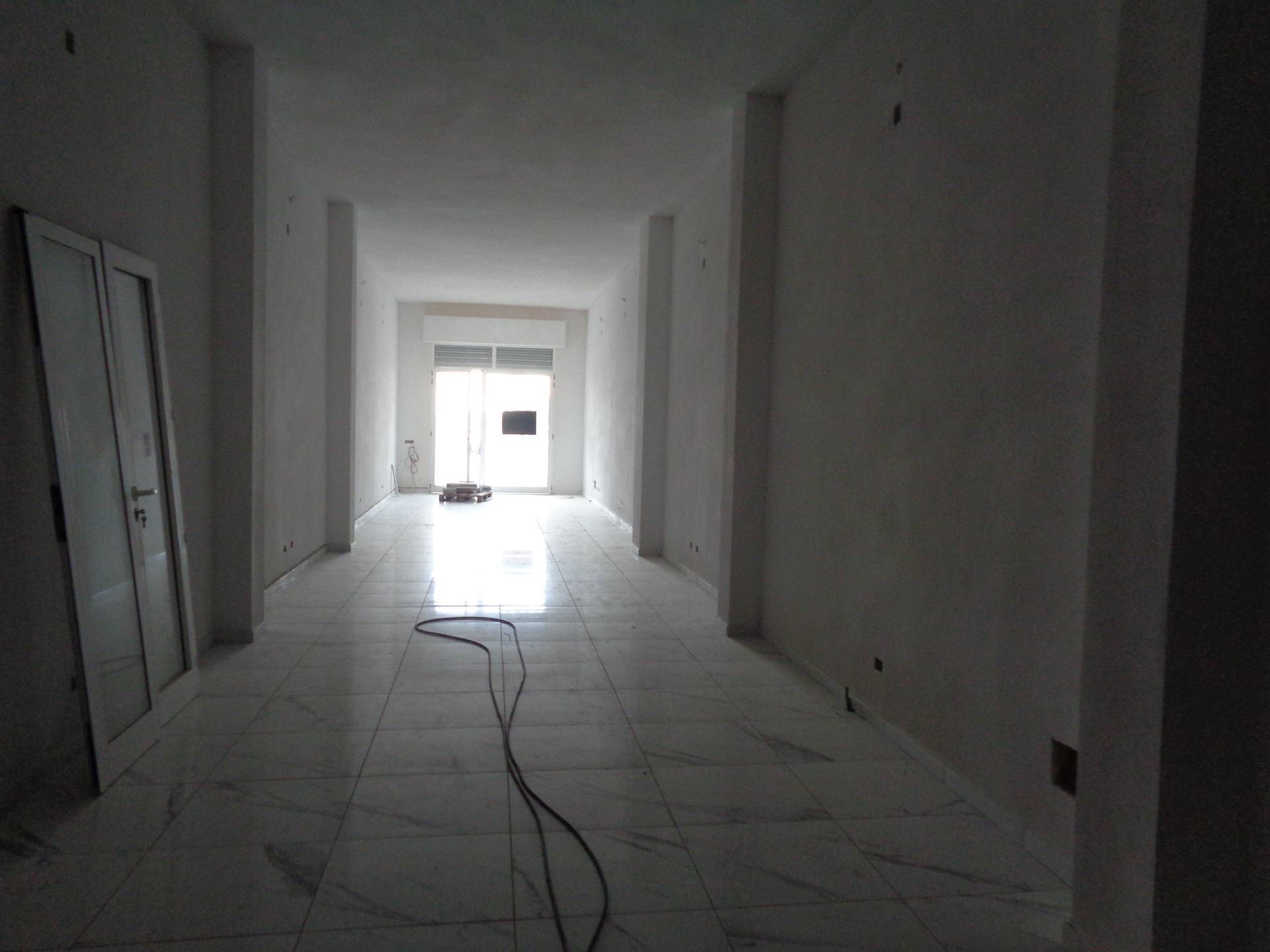 Attivit commerciale in affitto a Carbonia