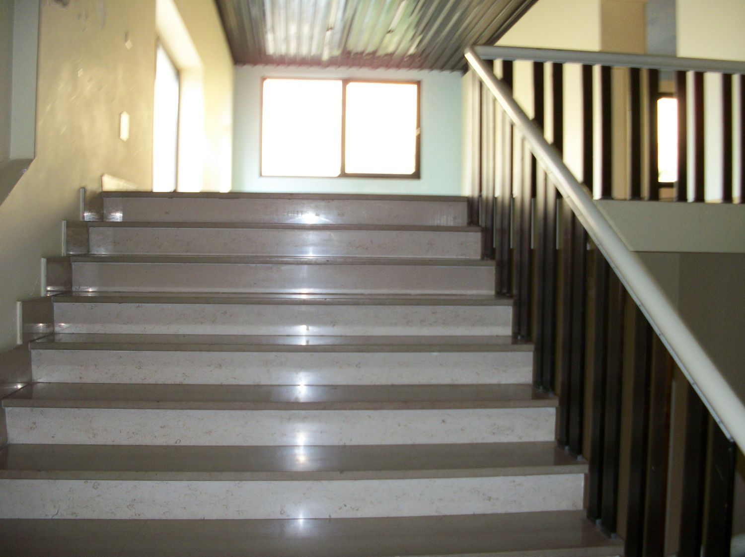 Locale commerciale in vendita a Carbonia