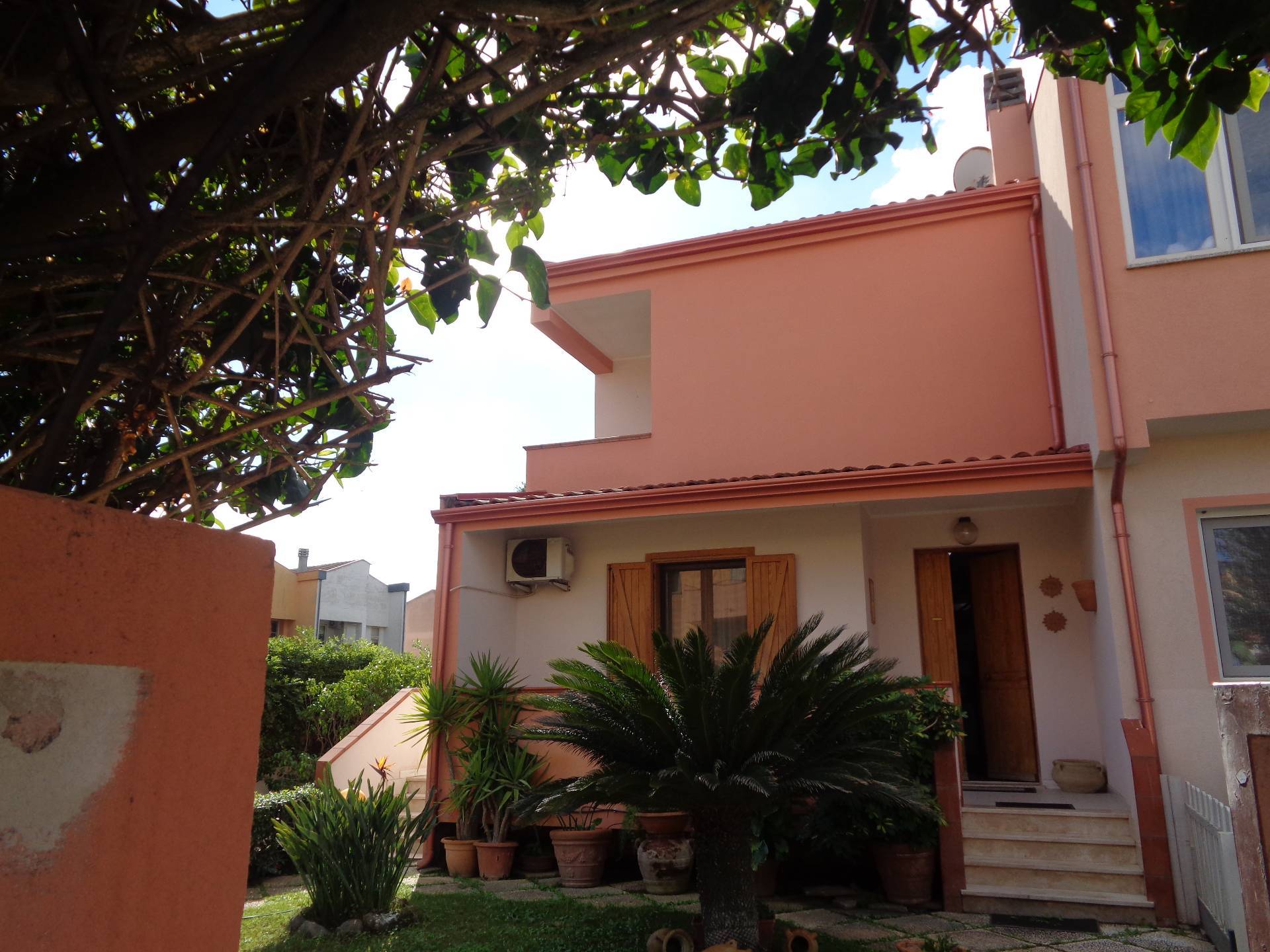 Villa in vendita a Carbonia