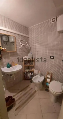 Negozio in vendita a Napoli