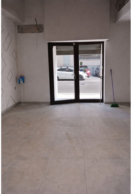 Negozio in vendita a Bacoli