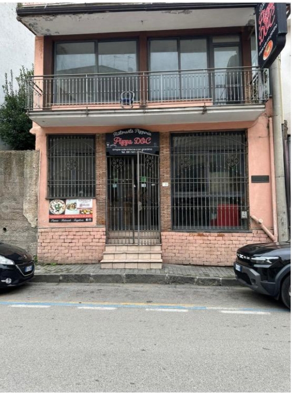 Attivit� commerciale in vendita a Sant'Anastasia