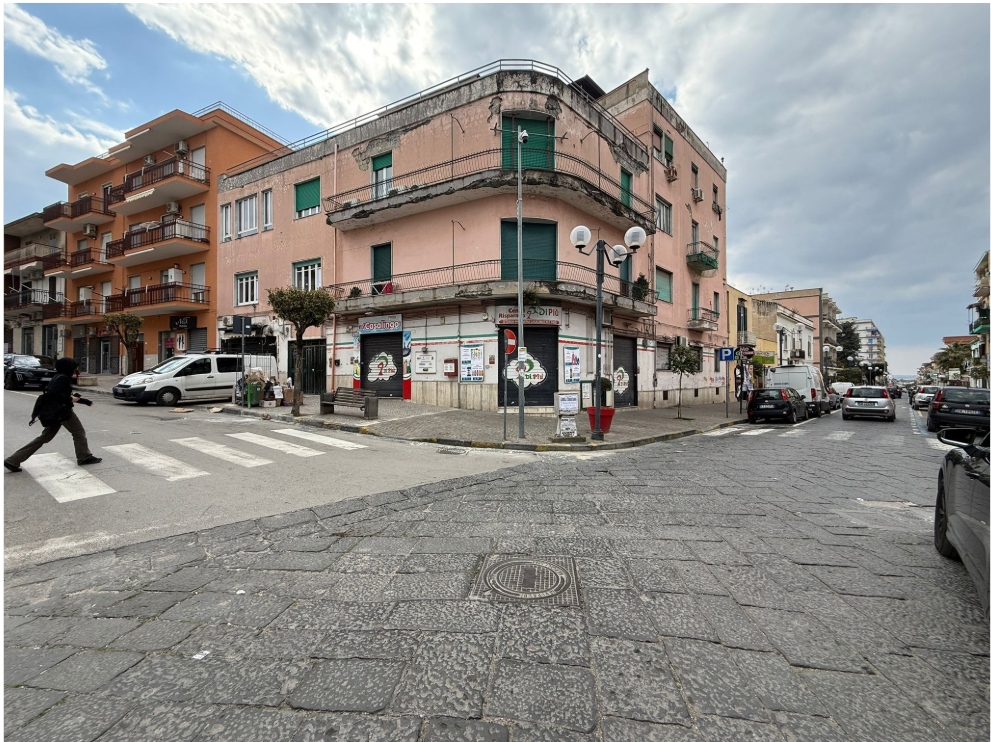 Negozio in vendita a Sant'Anastasia