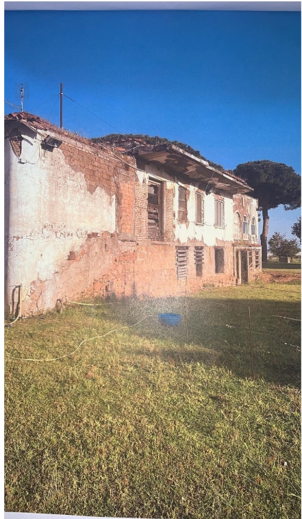 Stabile/Palazzo in vendita a Latina