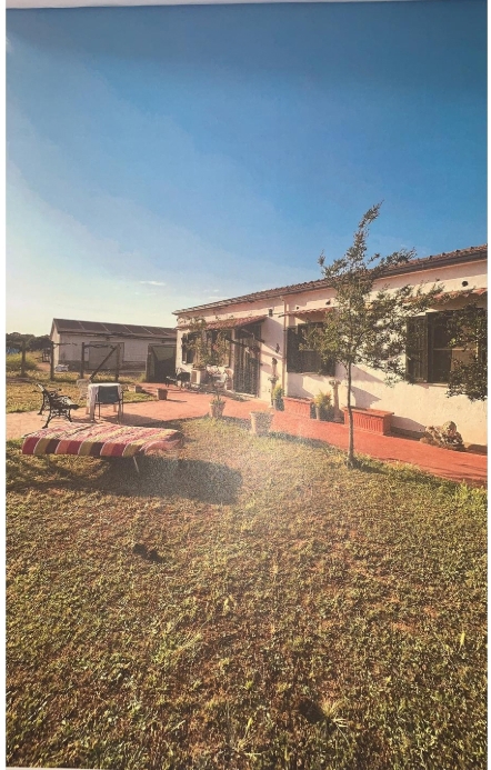 Stabile/Palazzo in vendita a Latina