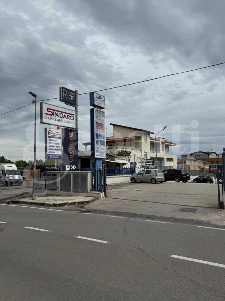 Attivit� commerciale in vendita a Sant'Anastasia
